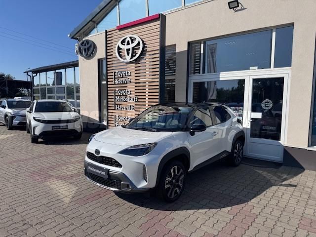TOYOTA YARIS CROSS 2025/3 - 1