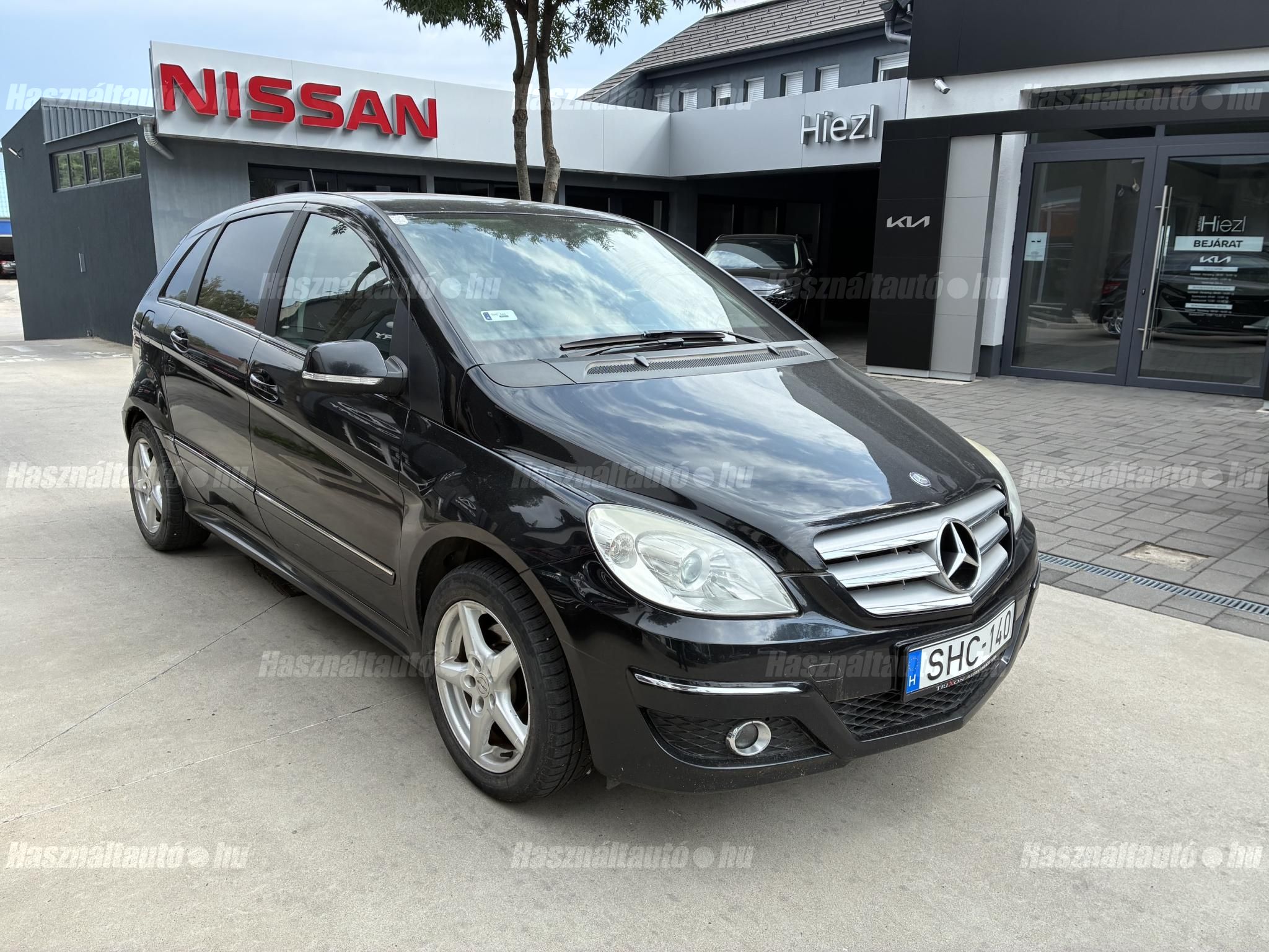 MERCEDES-BENZ B 200 2010/10 - 1
