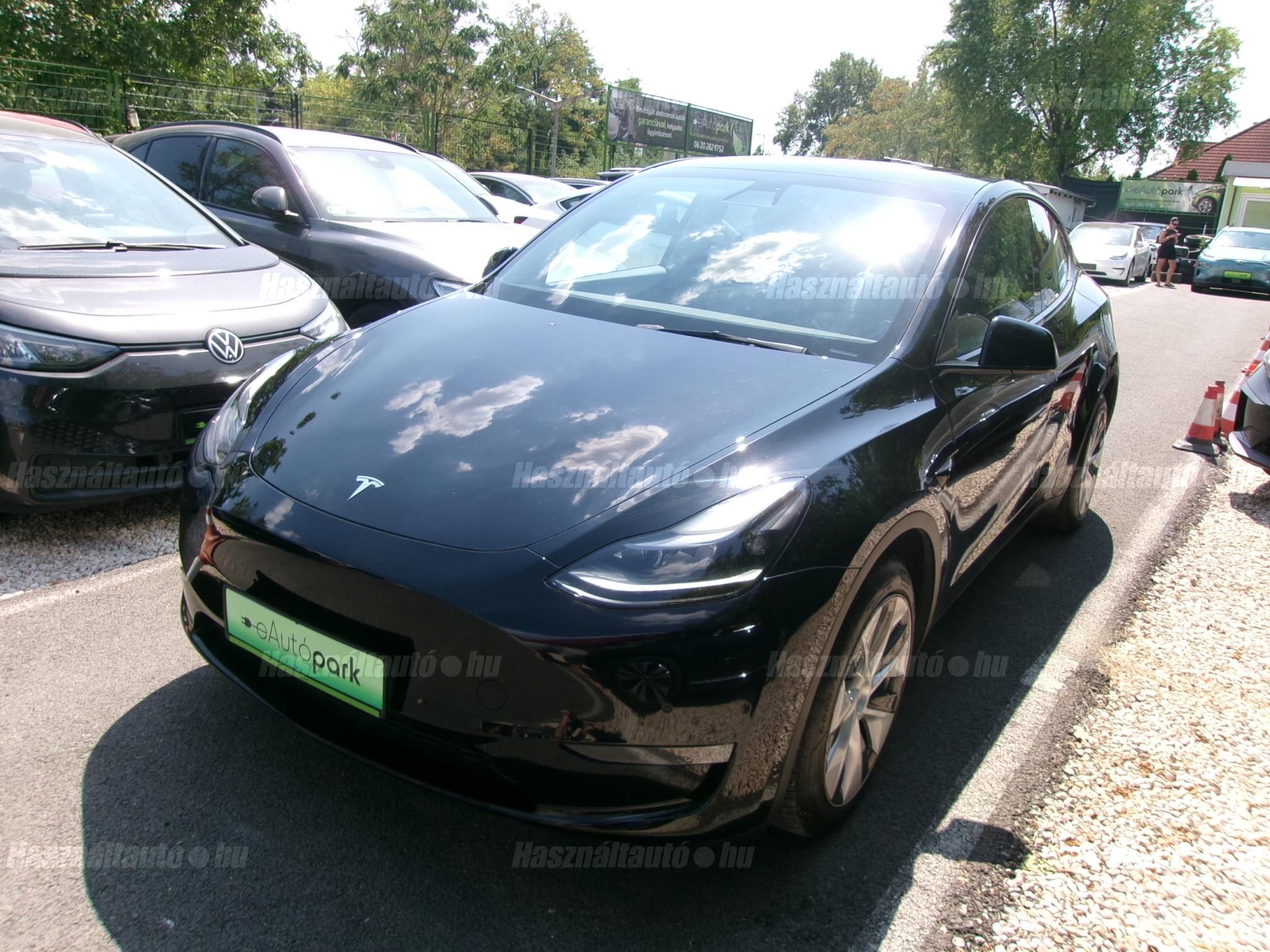 TESLA MODEL Y 2022/3 - 1