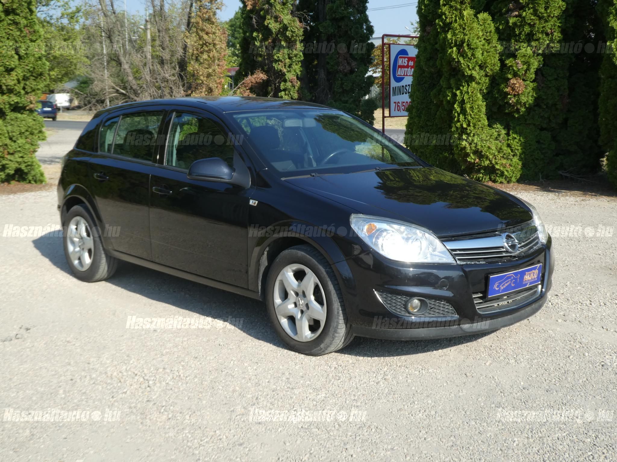 OPEL ASTRA H 2011/8 - 1