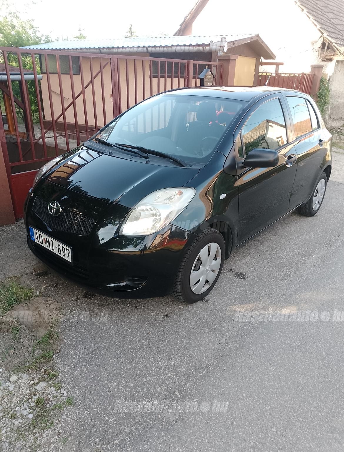 TOYOTA YARIS 2007/8 - 1