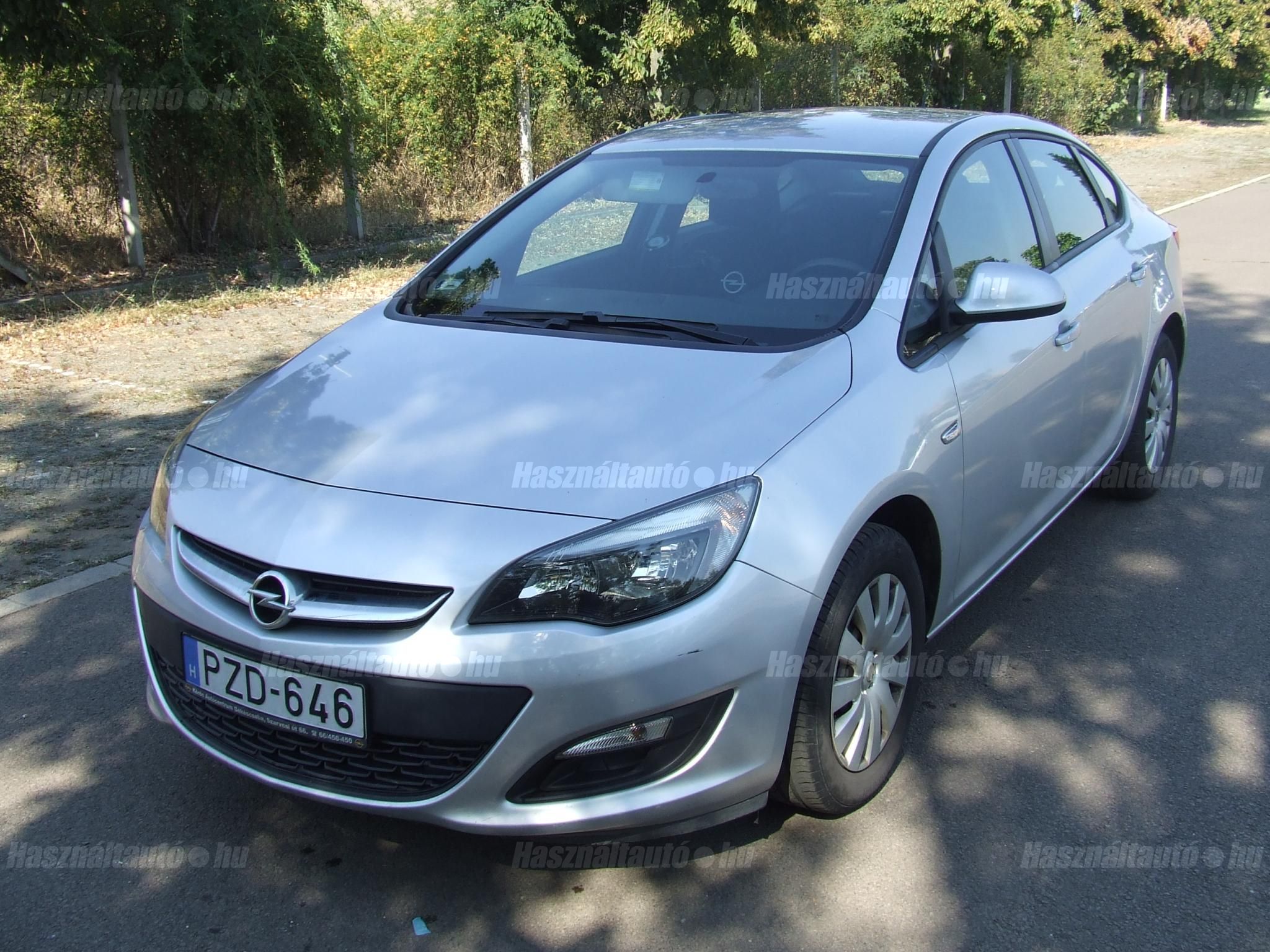 OPEL ASTRA J 2018 - 1