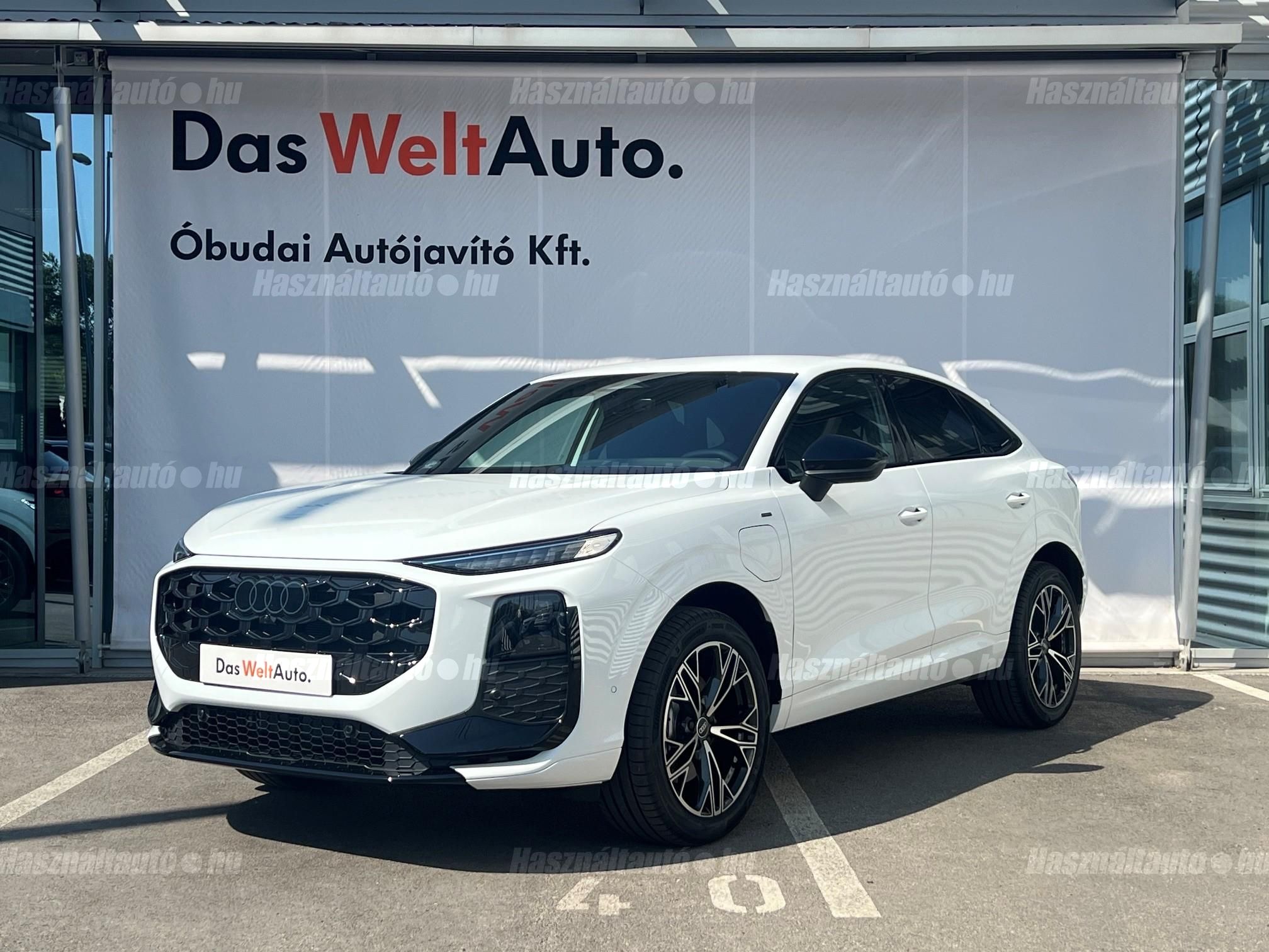 AUDI Q3 2026/7 - 1