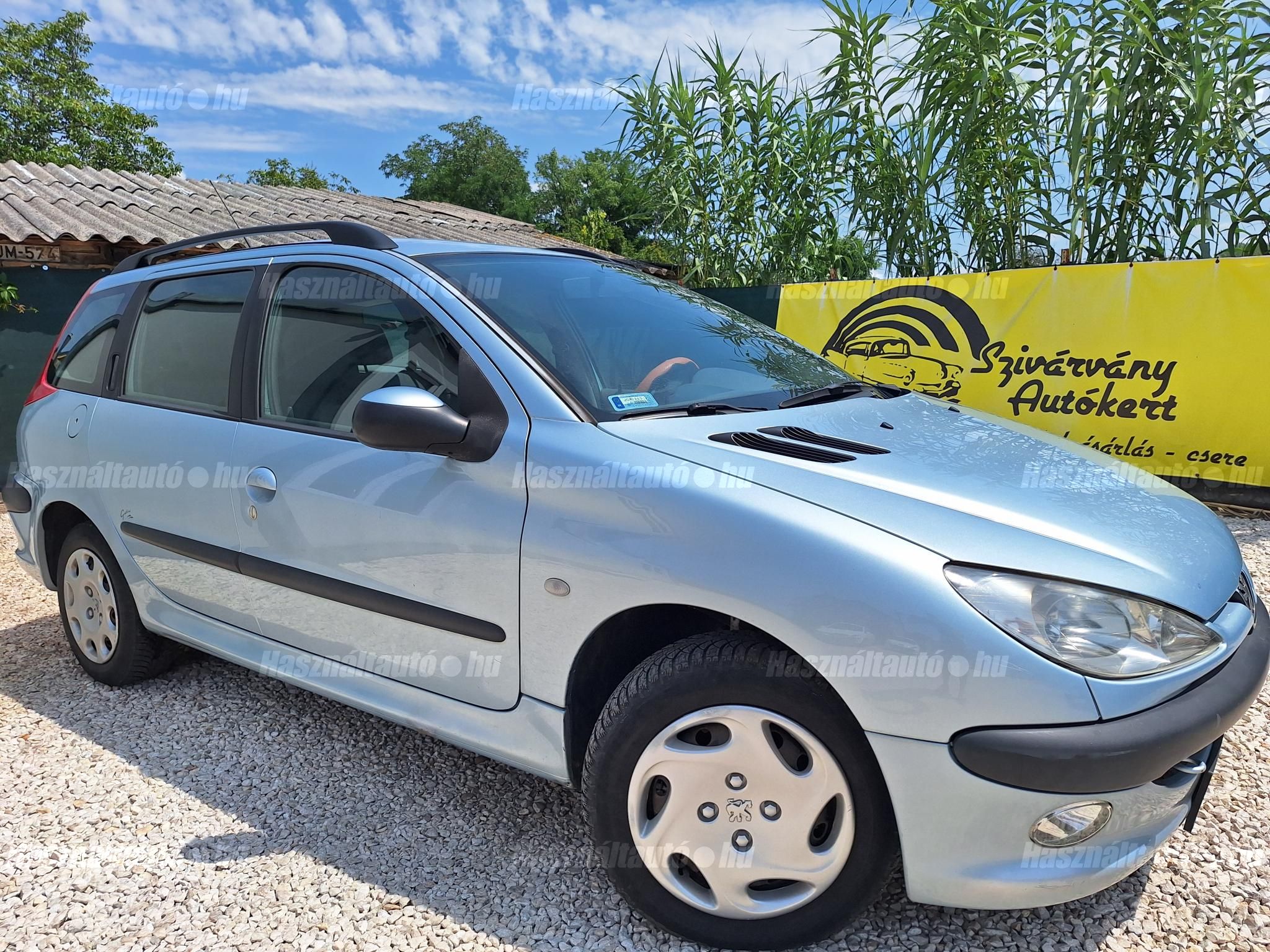 PEUGEOT 206 2004/10 - 1