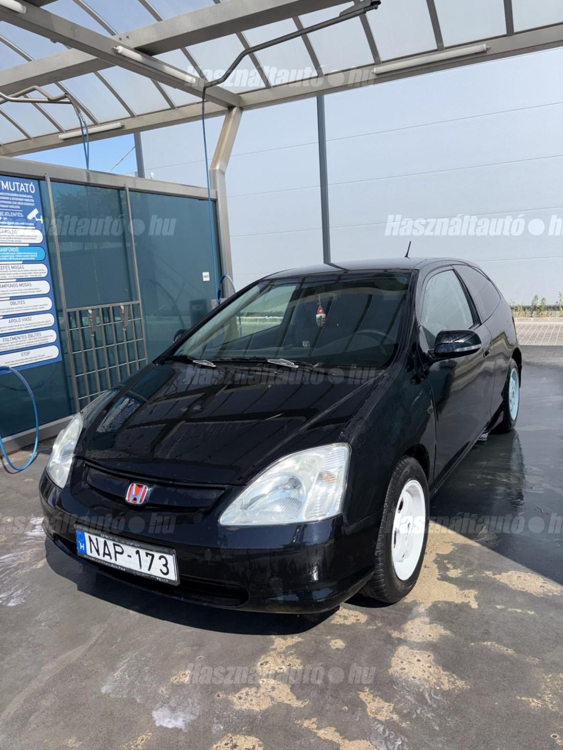 HONDA CIVIC 2003 - 1