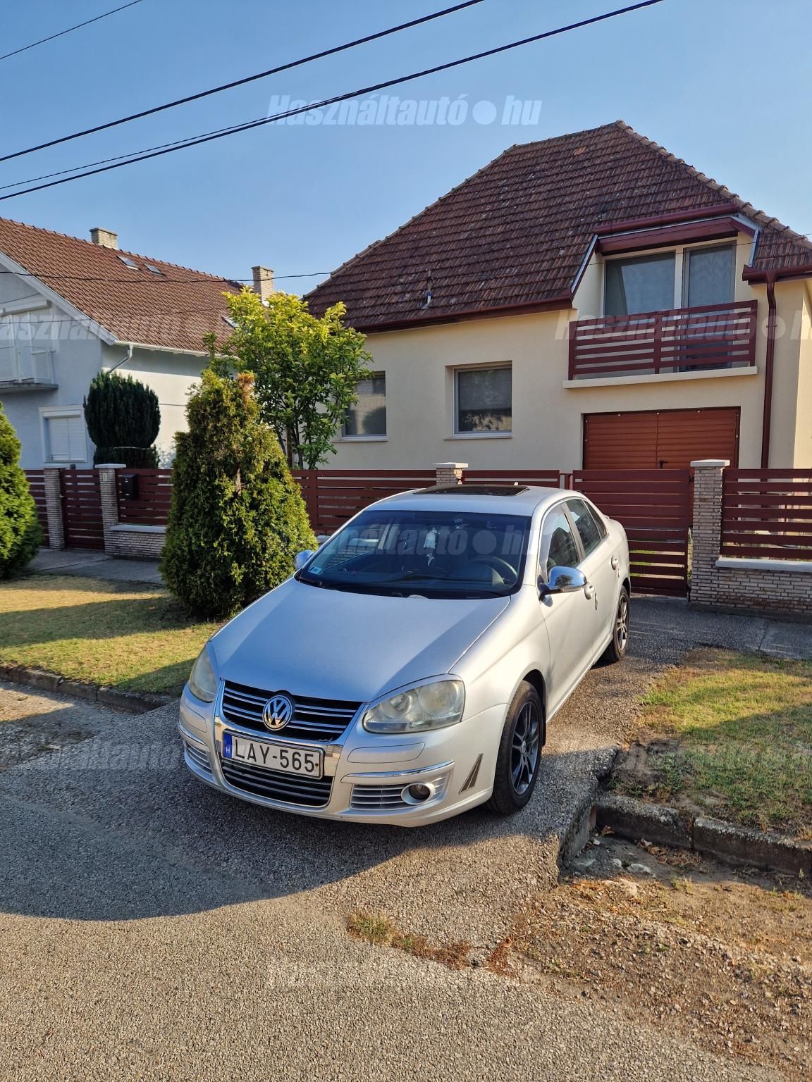 VOLKSWAGEN JETTA 2008/1 - 1