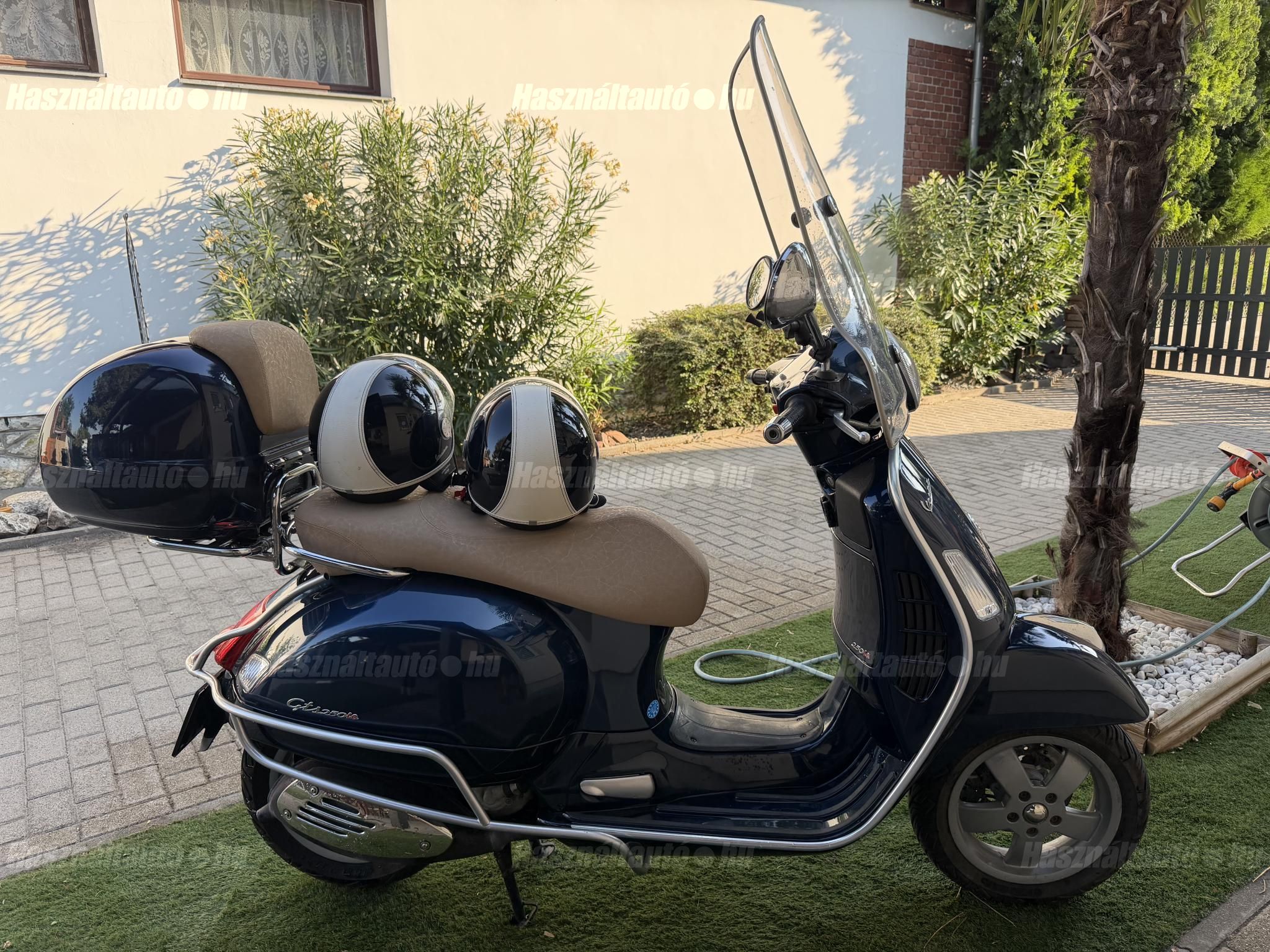 VESPA GTS 2010/6 - 1