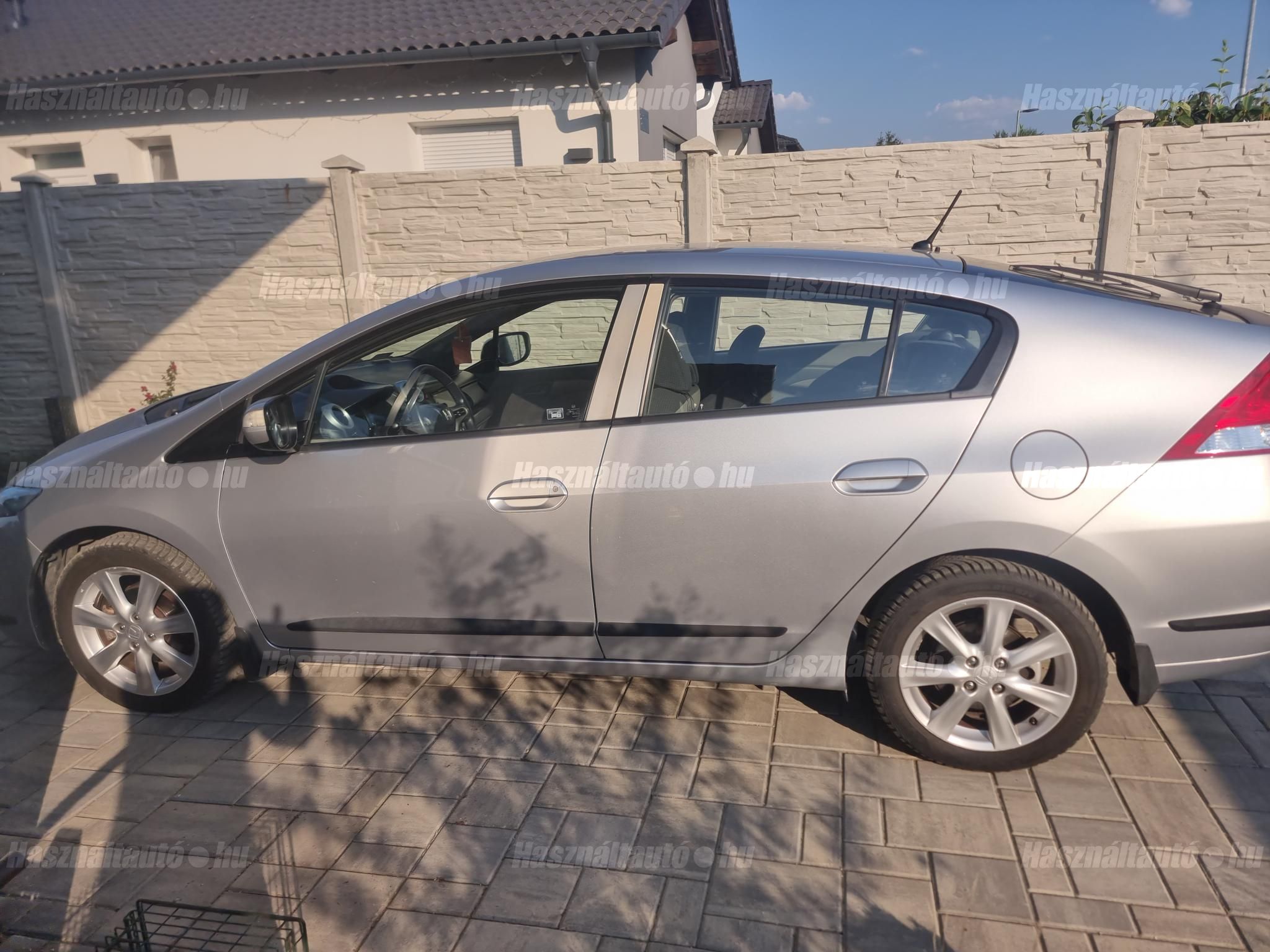 HONDA INSIGHT 2009 - 1