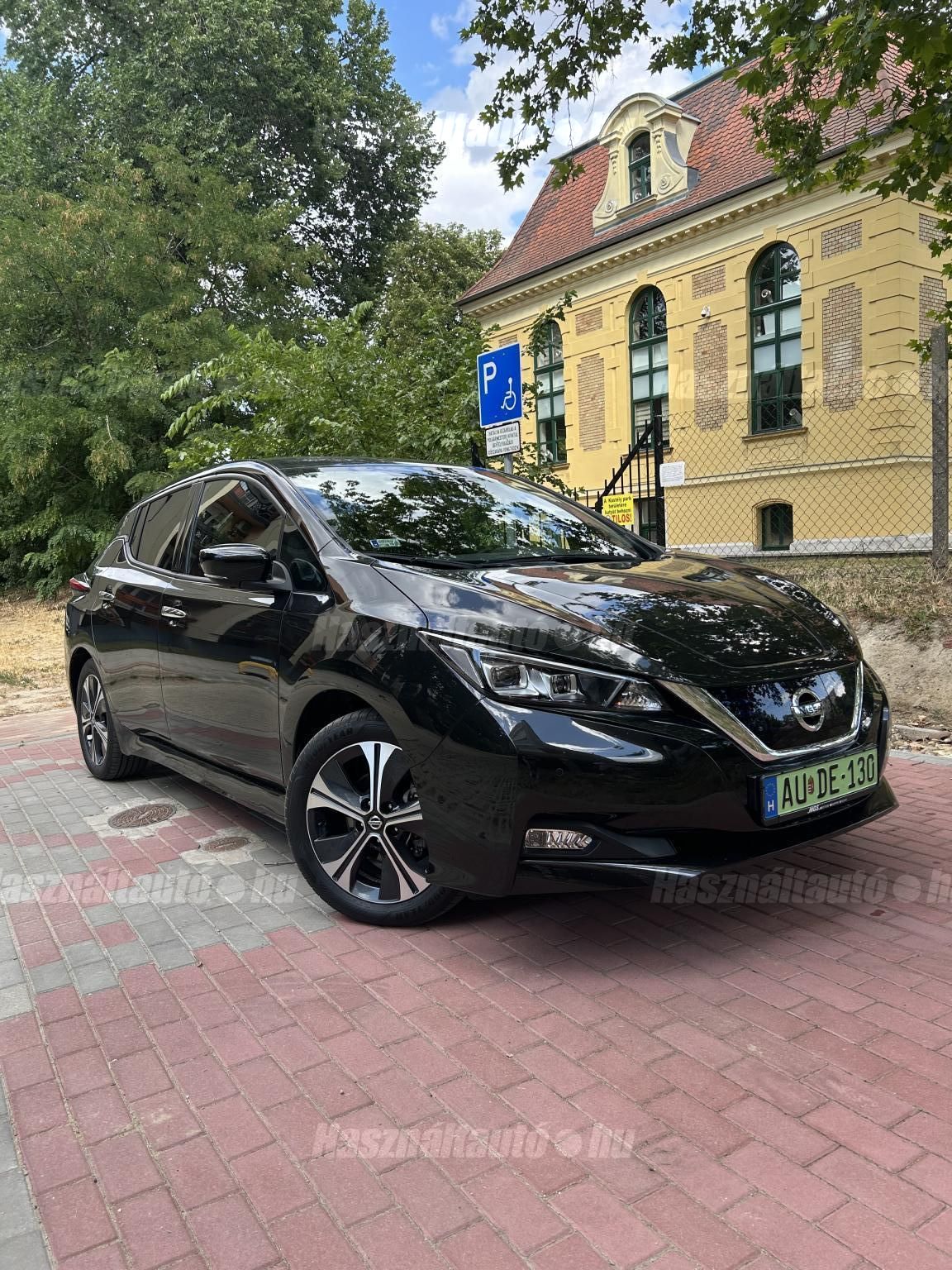 NISSAN LEAF 2022/2 - 1