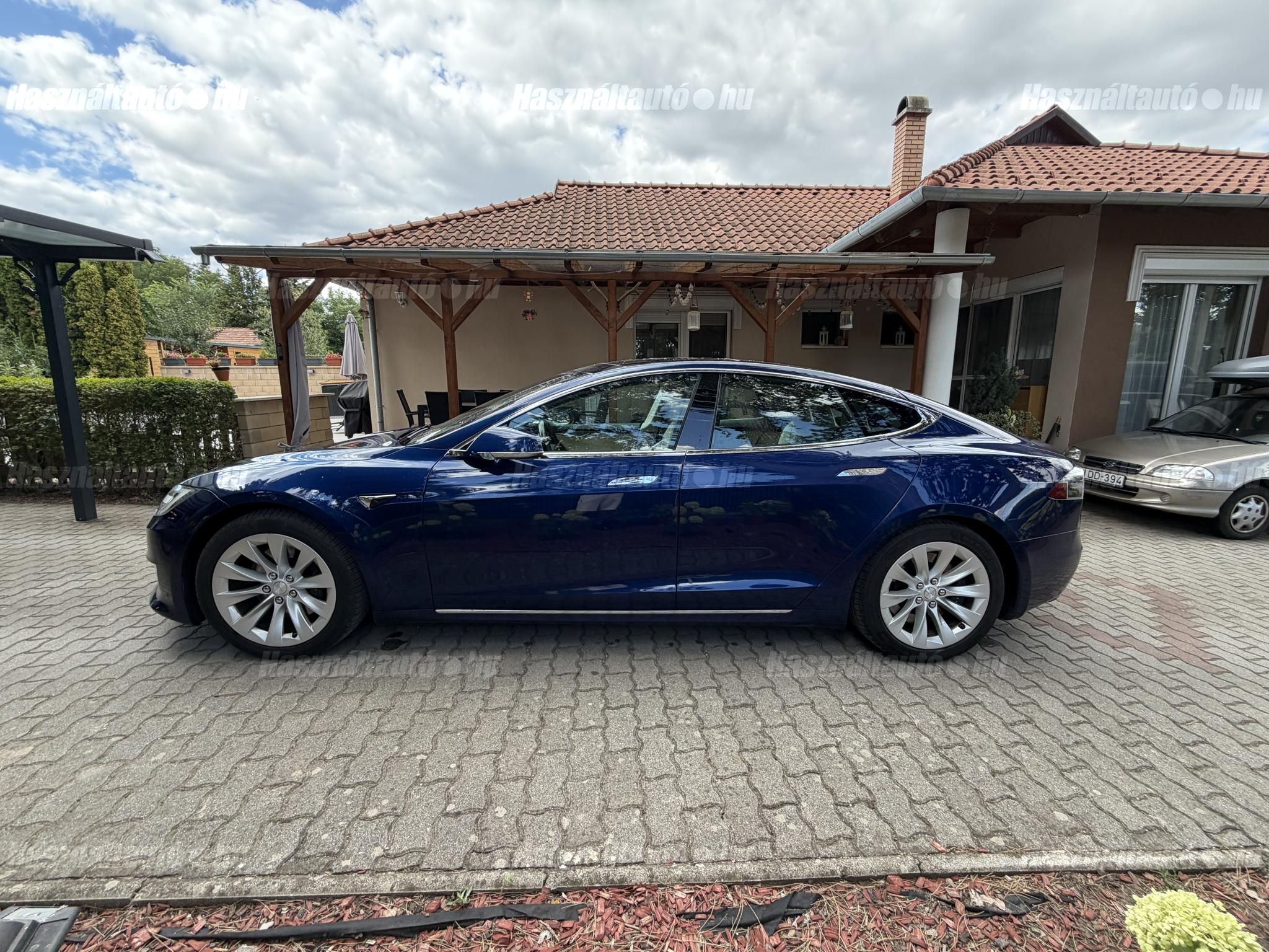 TESLA MODEL S 2018/9 - 1