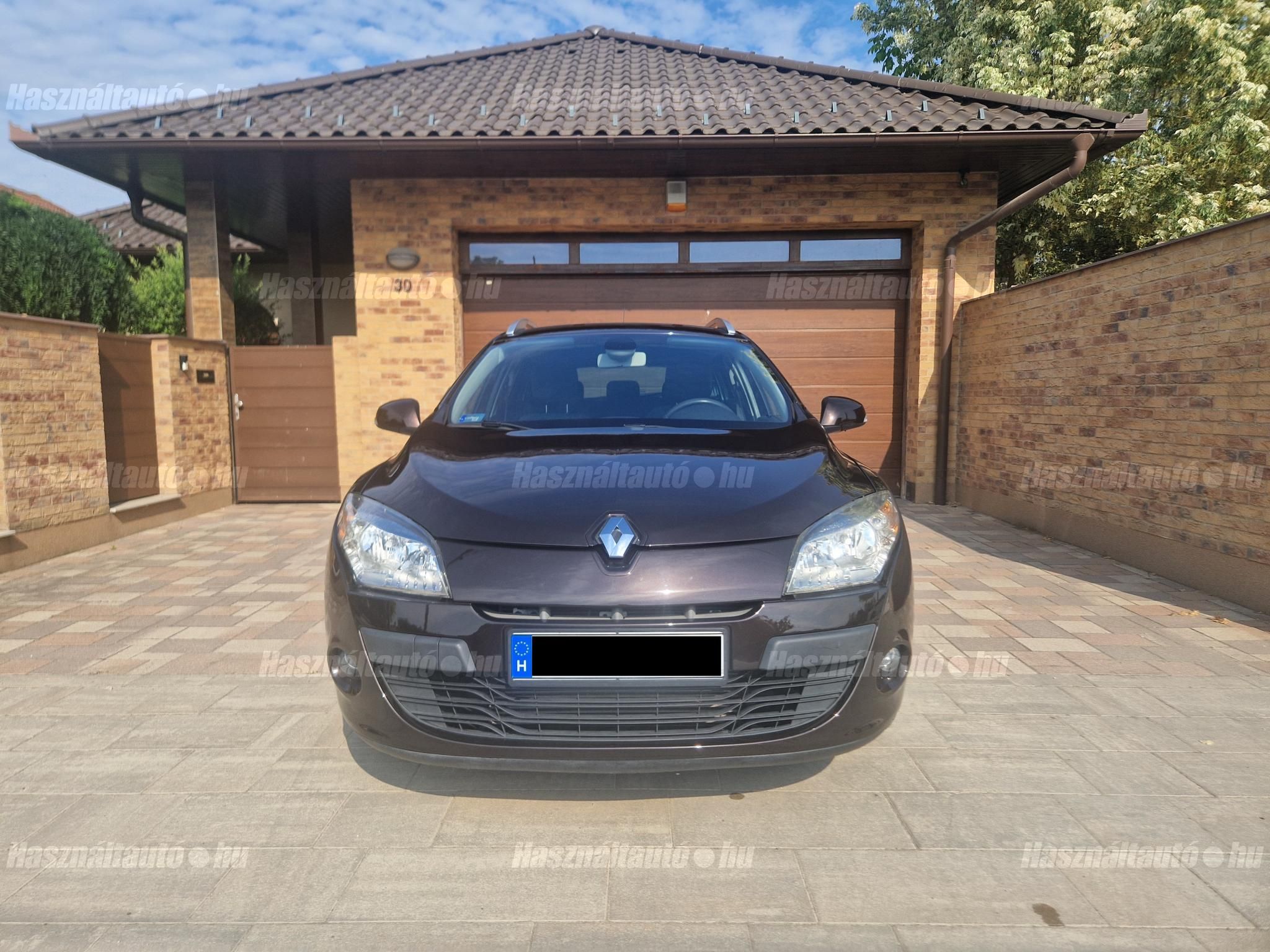 RENAULT MEGANE 2011/4 - 1