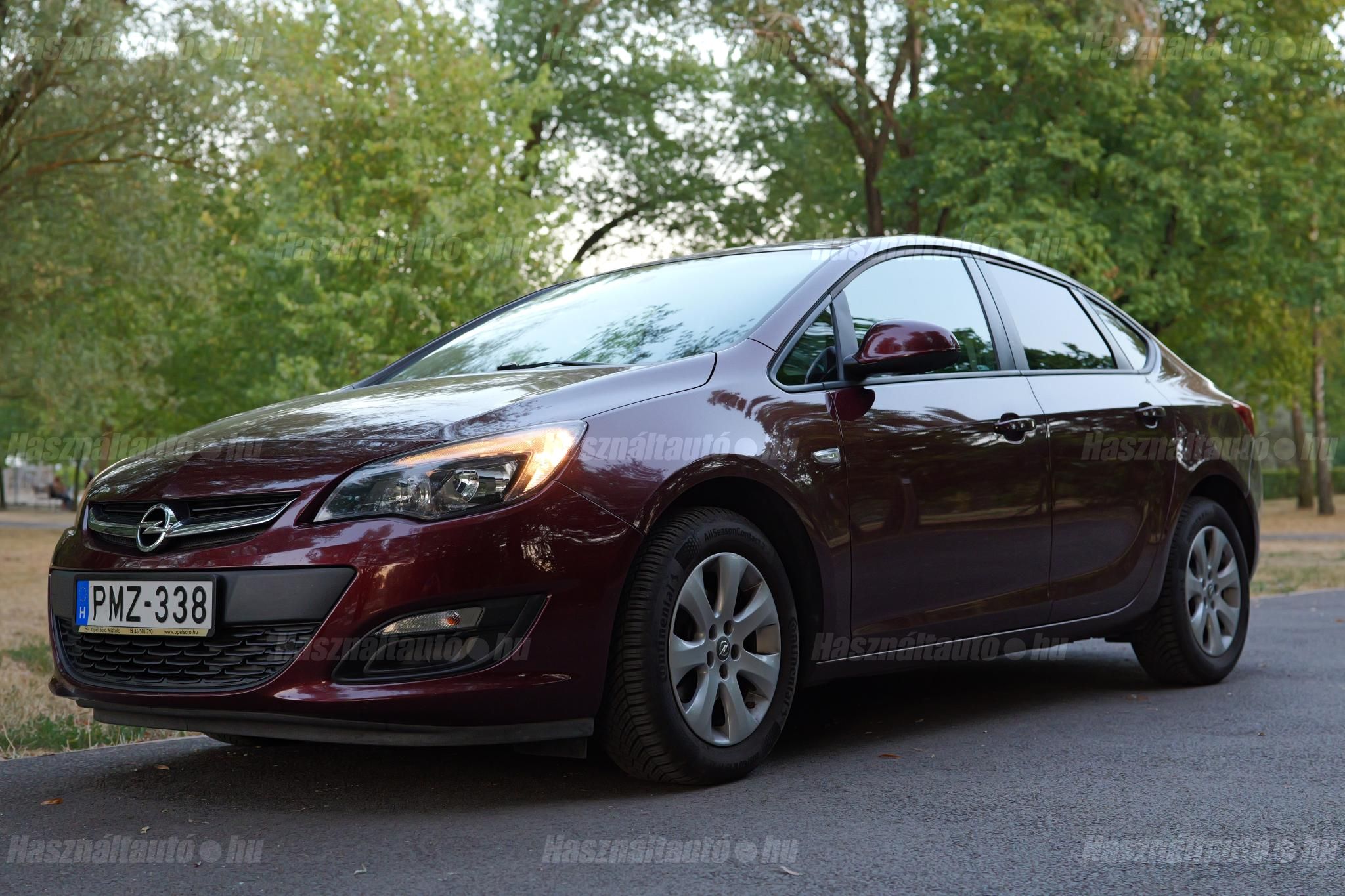 OPEL ASTRA J 2017/12 - 1