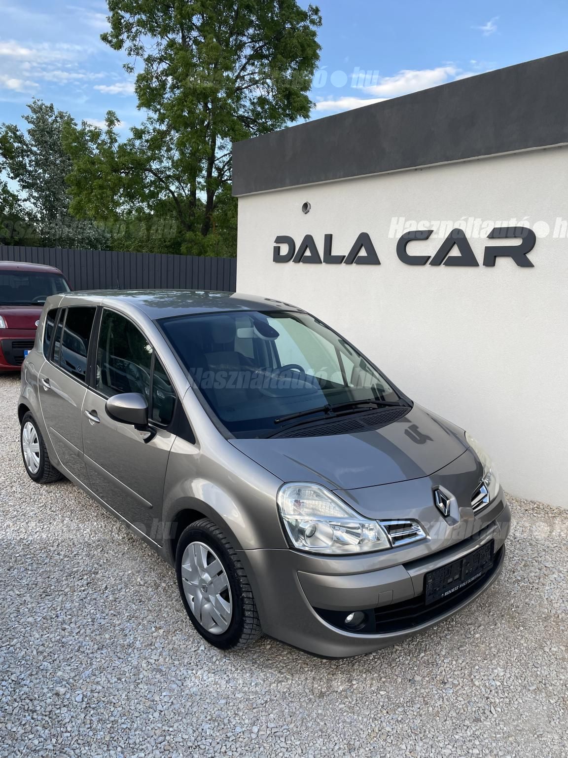 RENAULT GRAND MODUS 2008/11 - 1