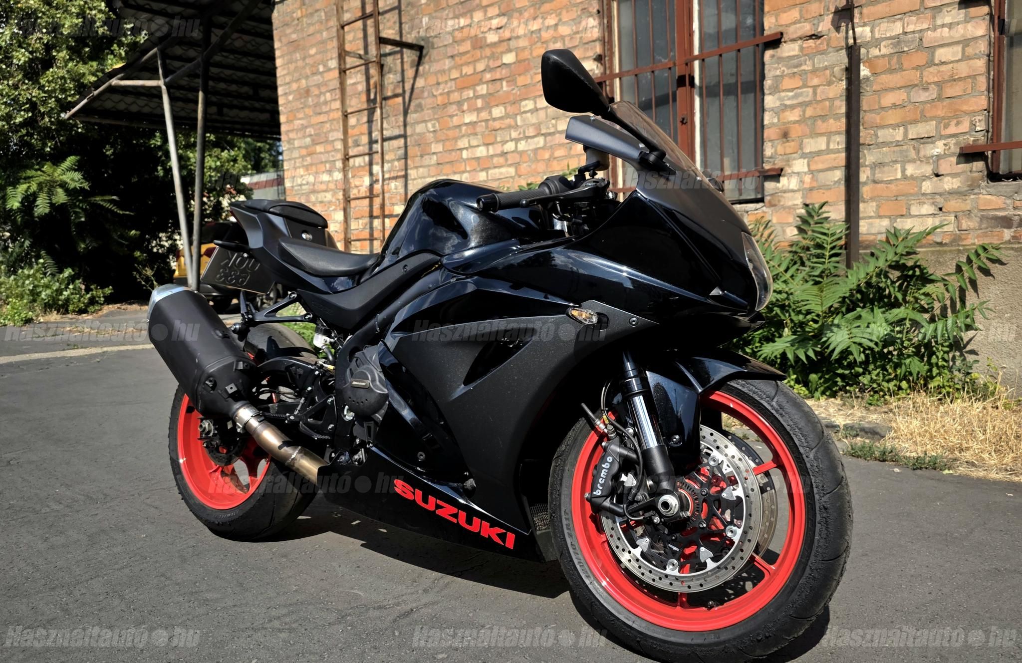 SUZUKI GSX-R 1000 2020/6 - 1