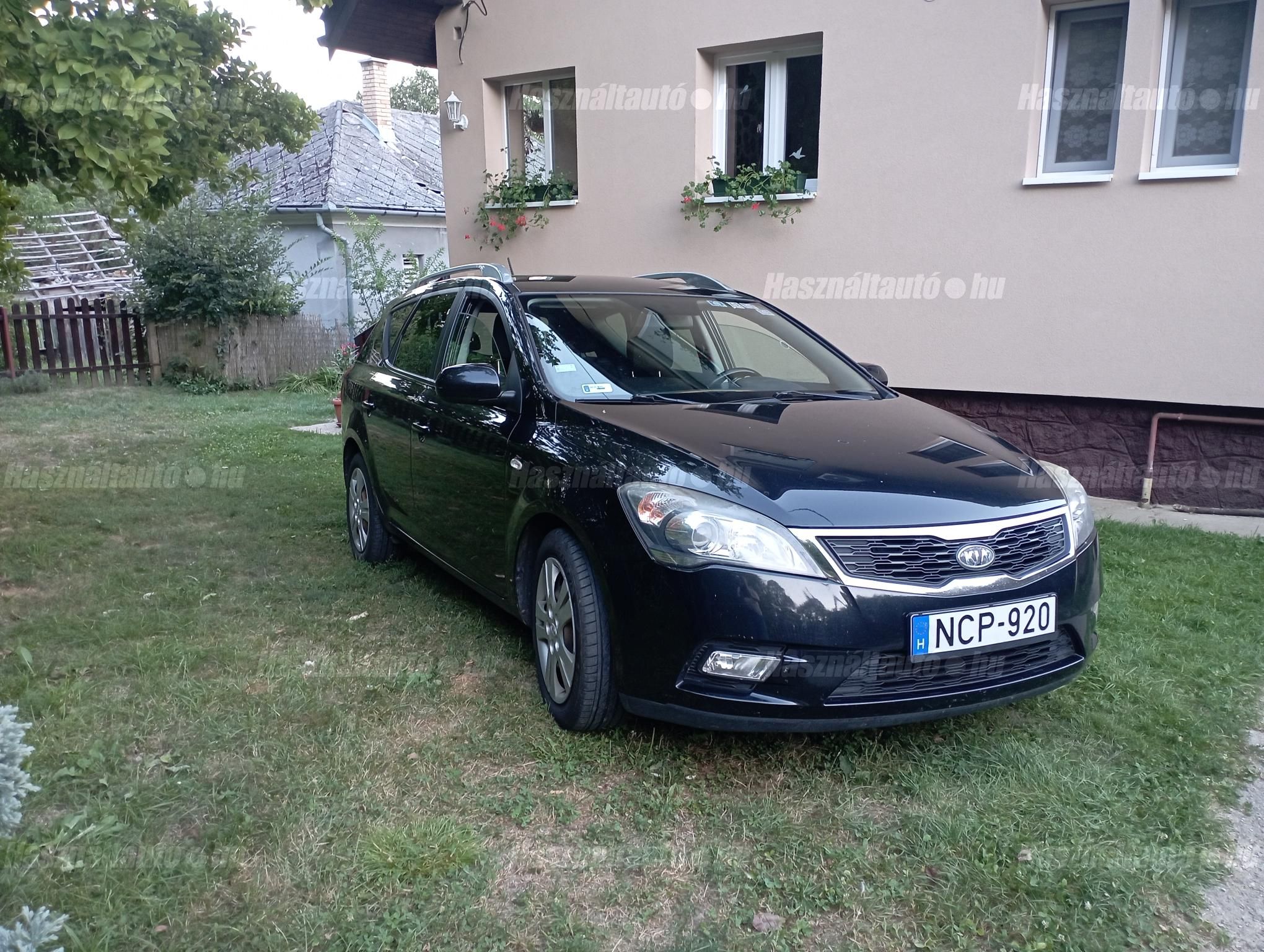 KIA CEE'D 2010/3 - 1