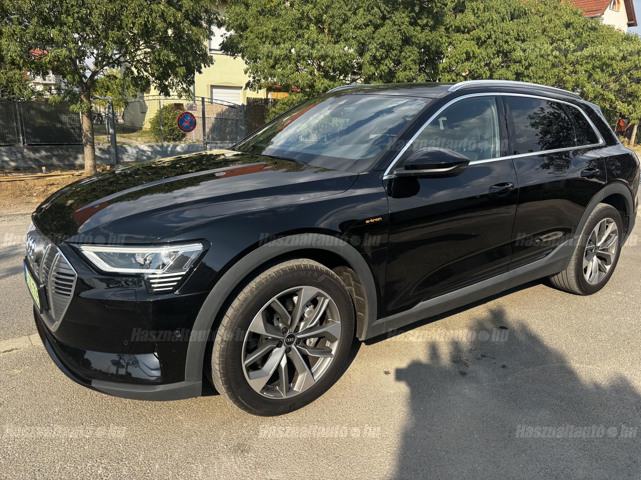 AUDI E-TRON 2021/10 - 1
