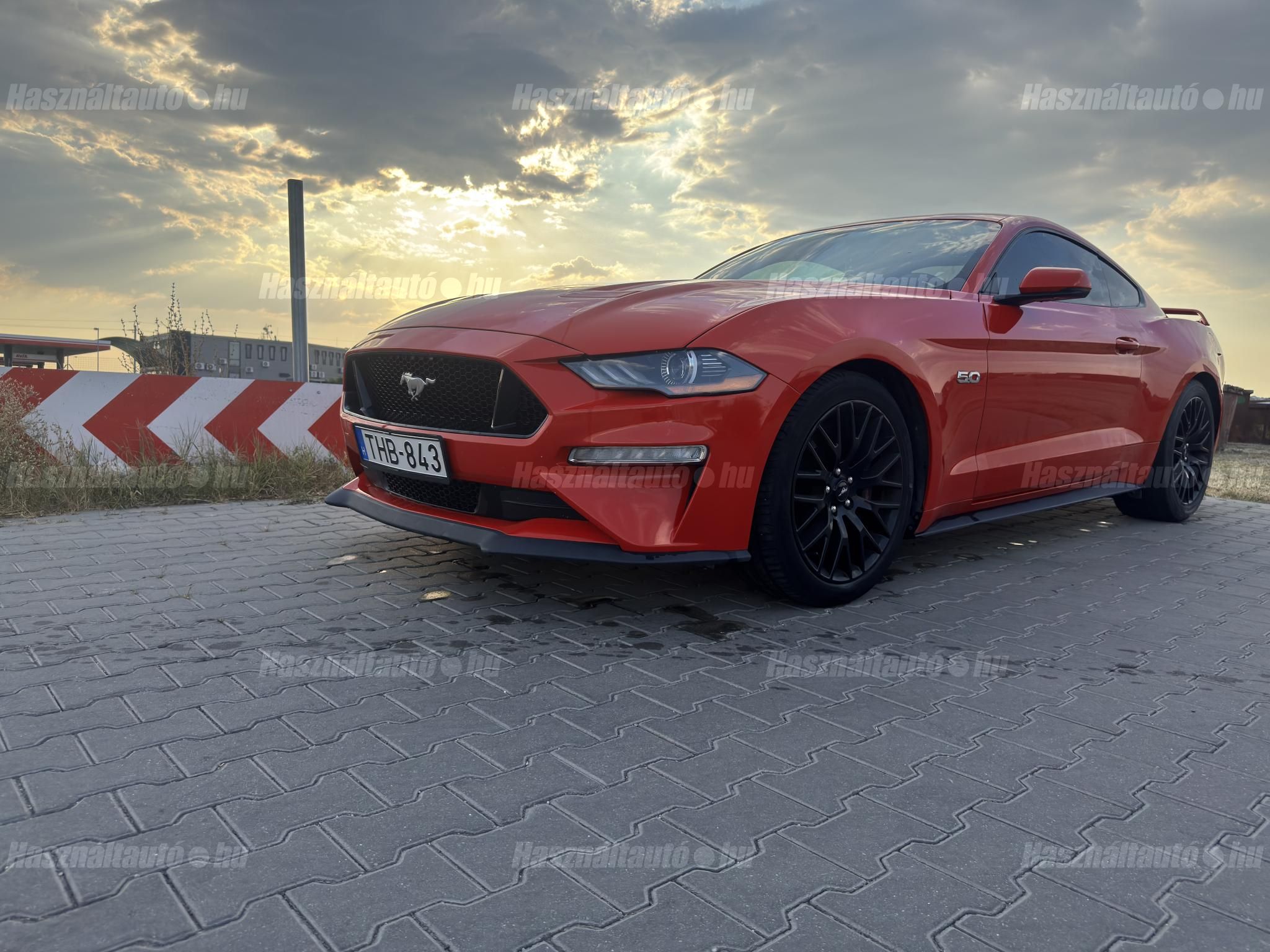 FORD MUSTANG 2019 - 1