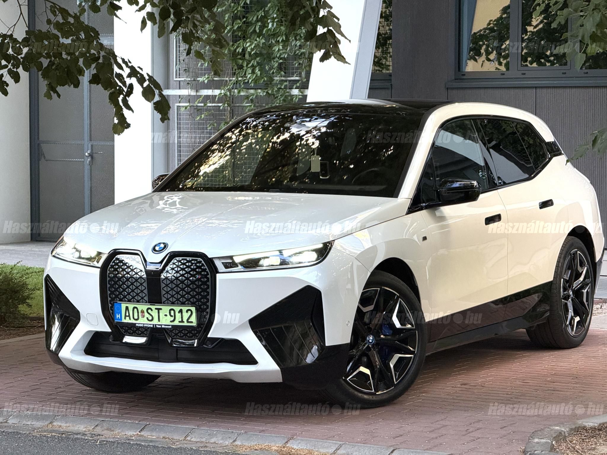BMW IX 2023/4 - 1