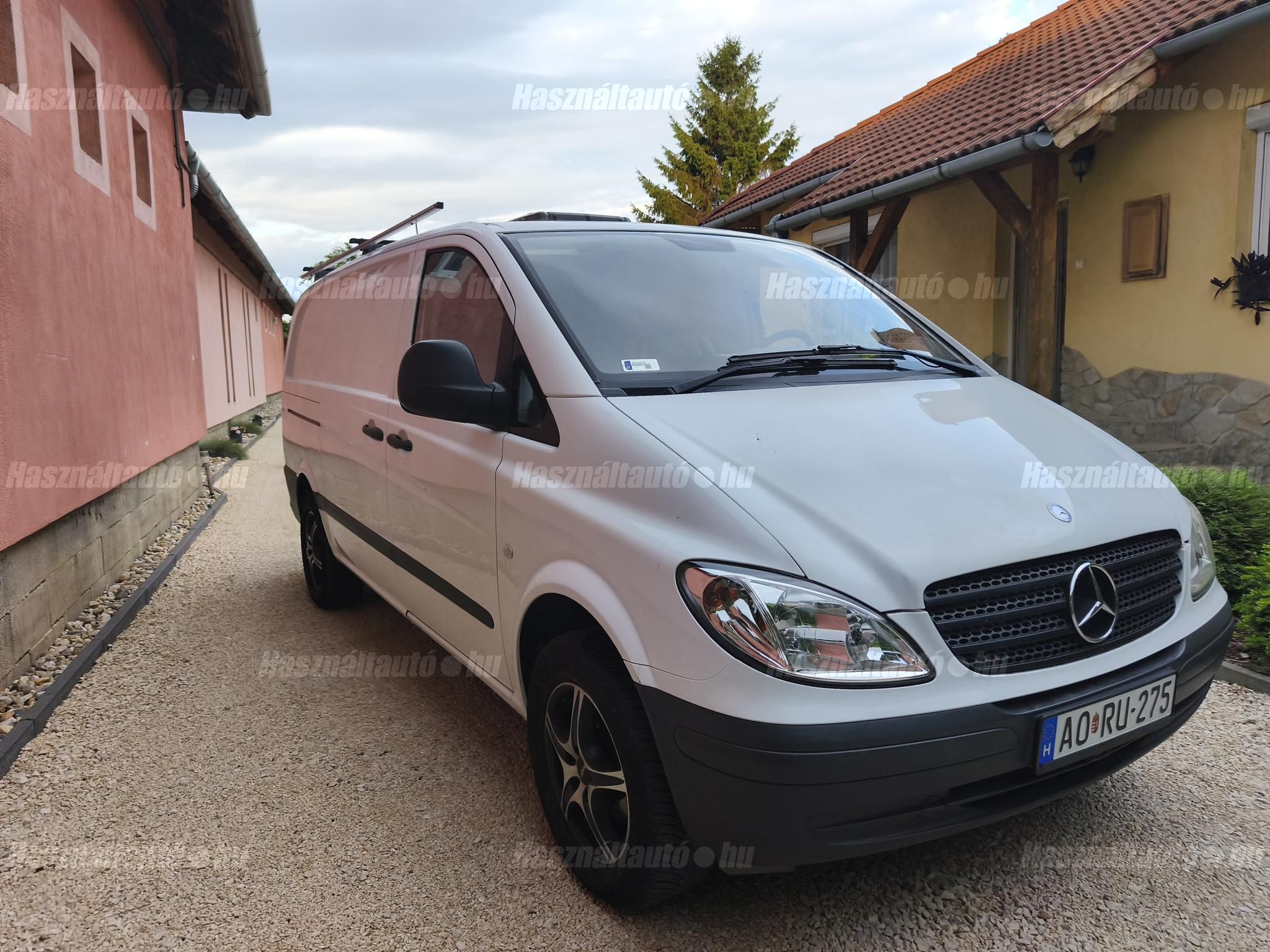 MERCEDES-BENZ 2008/6 - 1