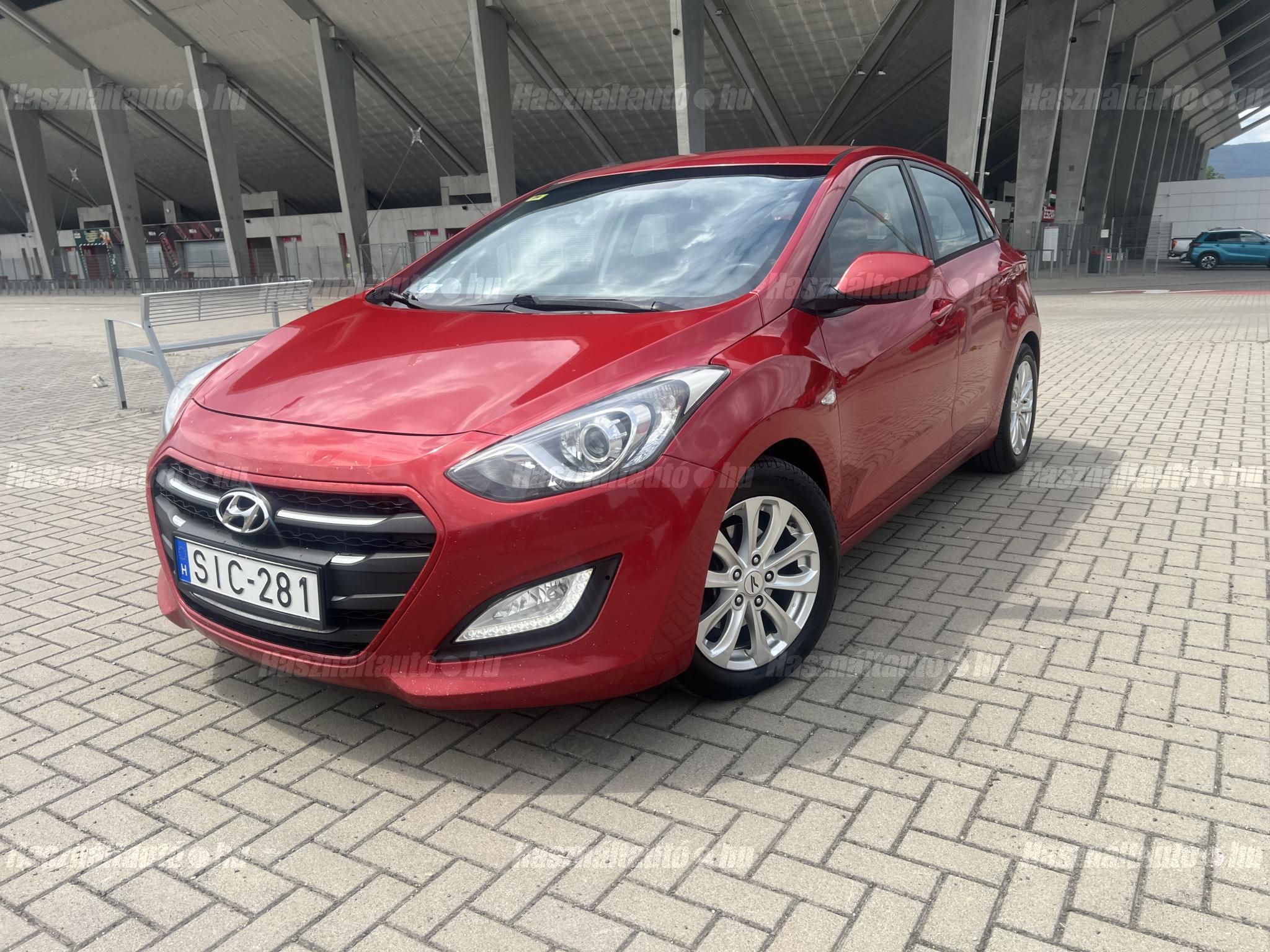 HYUNDAI I30 2016/7 - 1