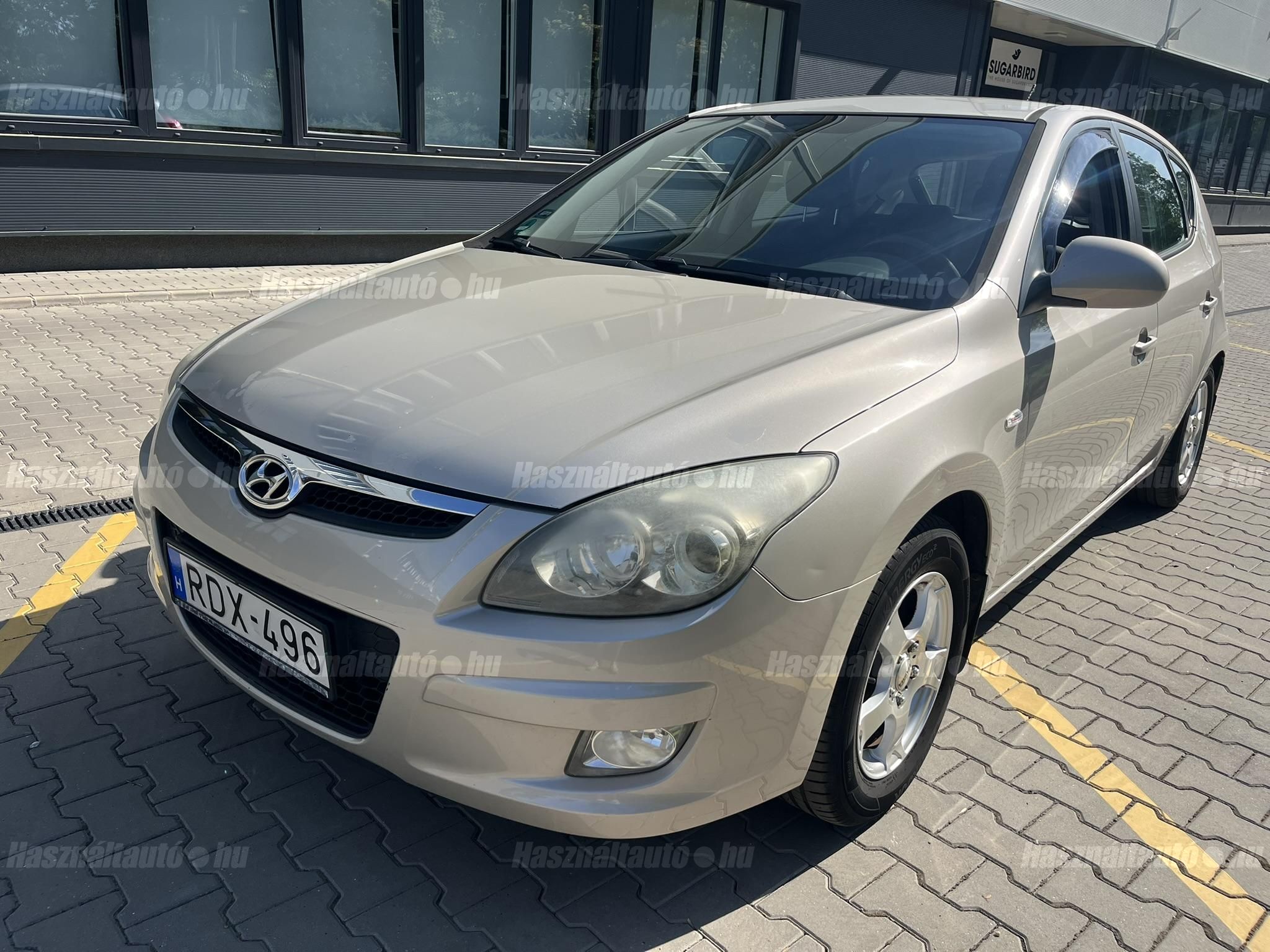 HYUNDAI I30 2010/4 - 1