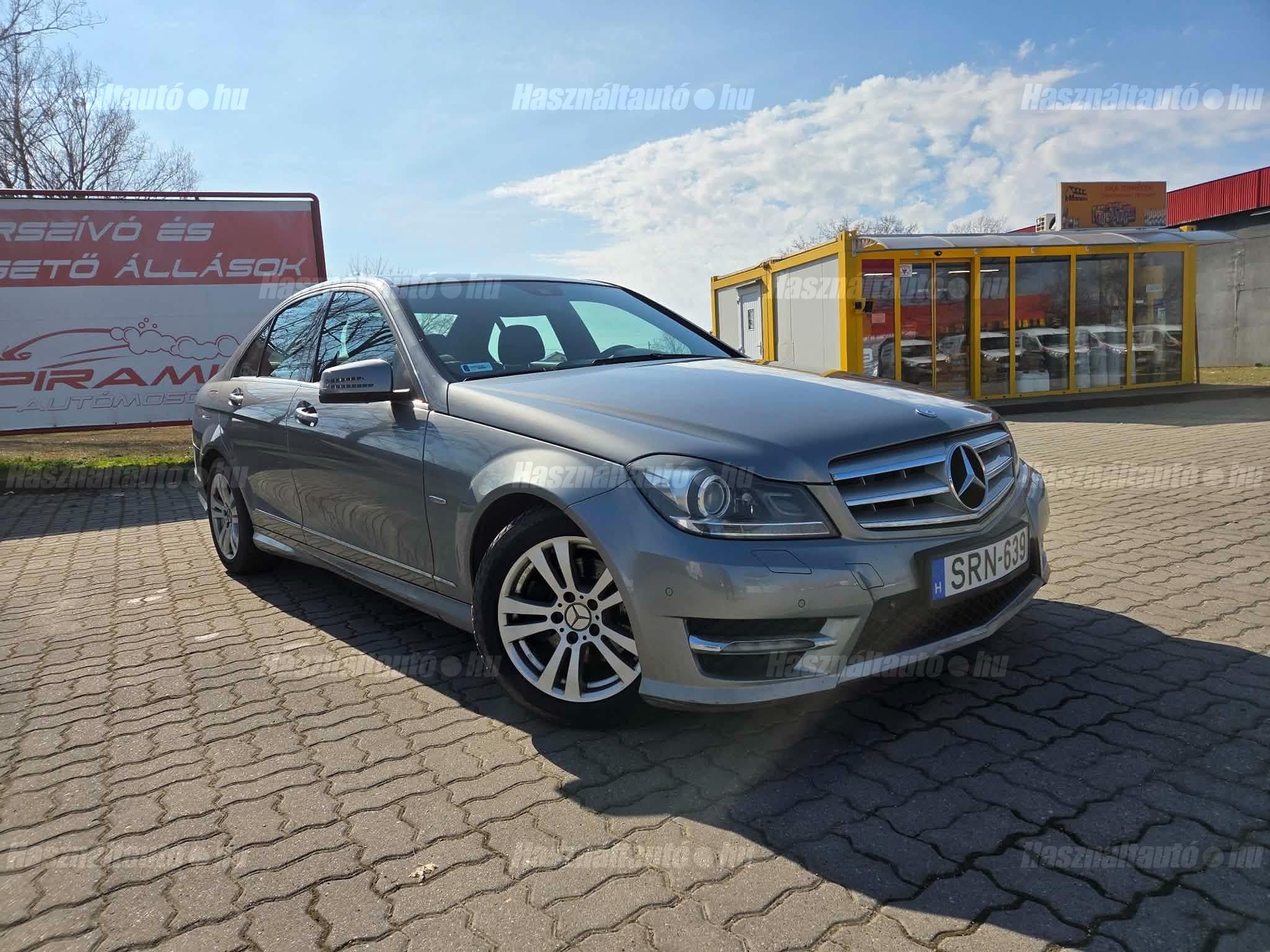 MERCEDES-BENZ C 200 2011/10 - 1