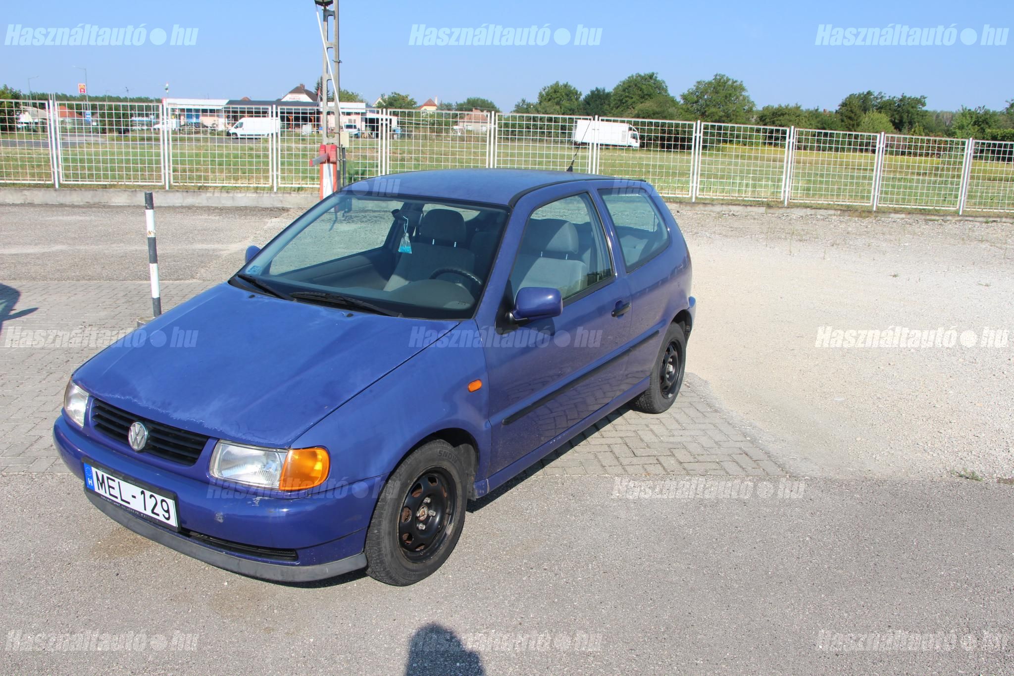 VOLKSWAGEN POLO 1999/6 - 1