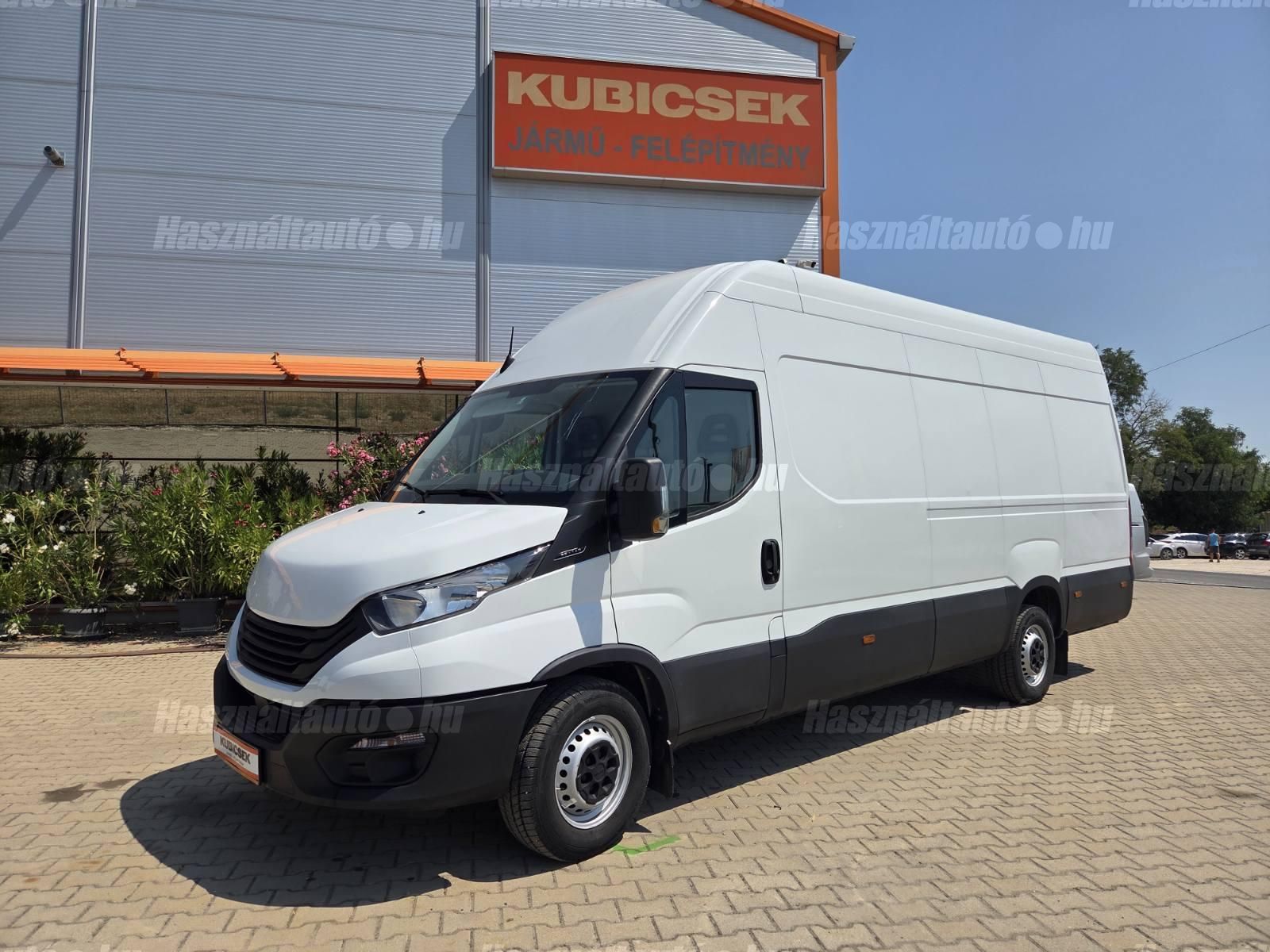 IVECO DAILY 2023/8 - 1