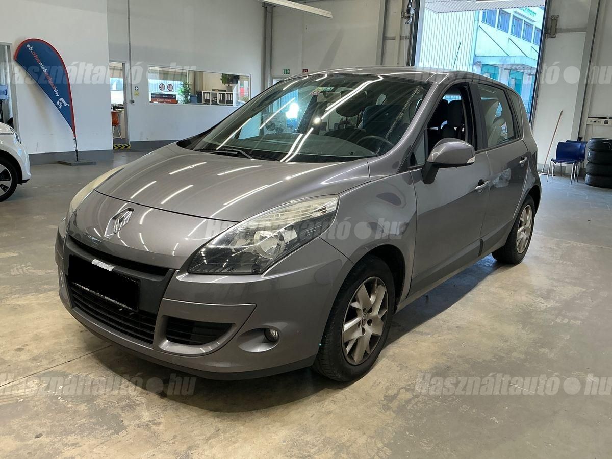 RENAULT SCENIC 2012 - 1