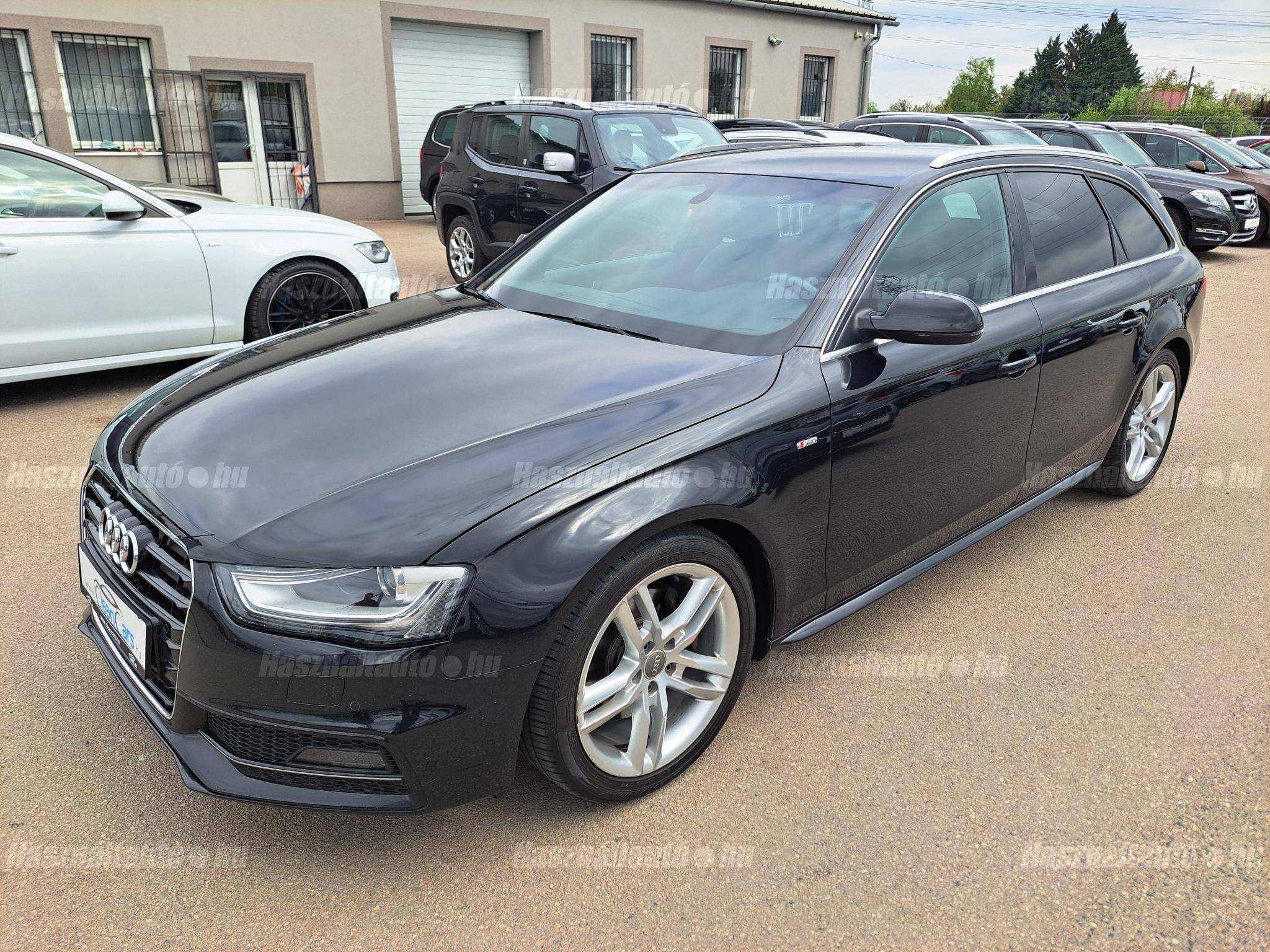 AUDI A4 2012/11 - 1
