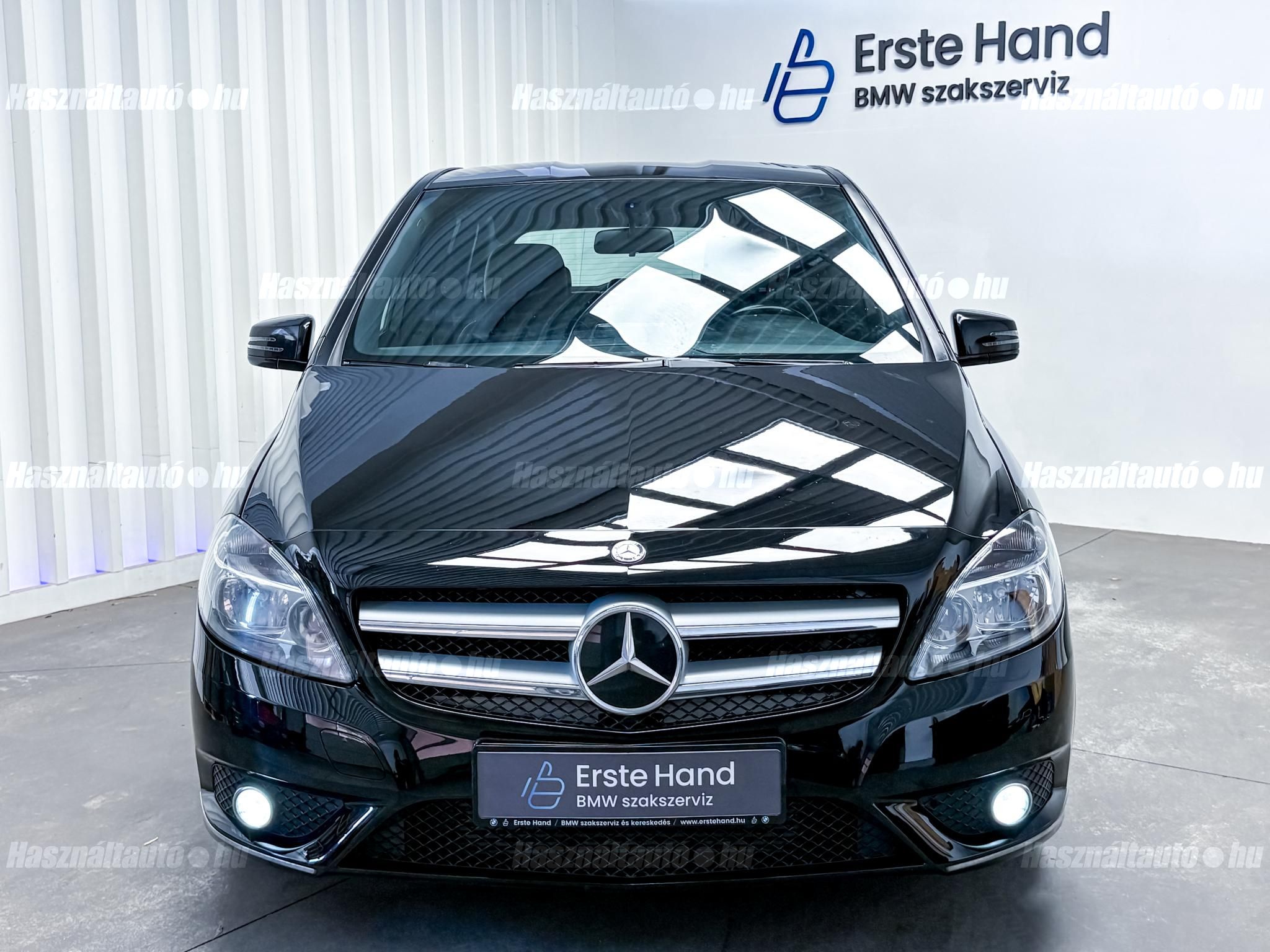 MERCEDES-BENZ B 200 2014/6 - 1