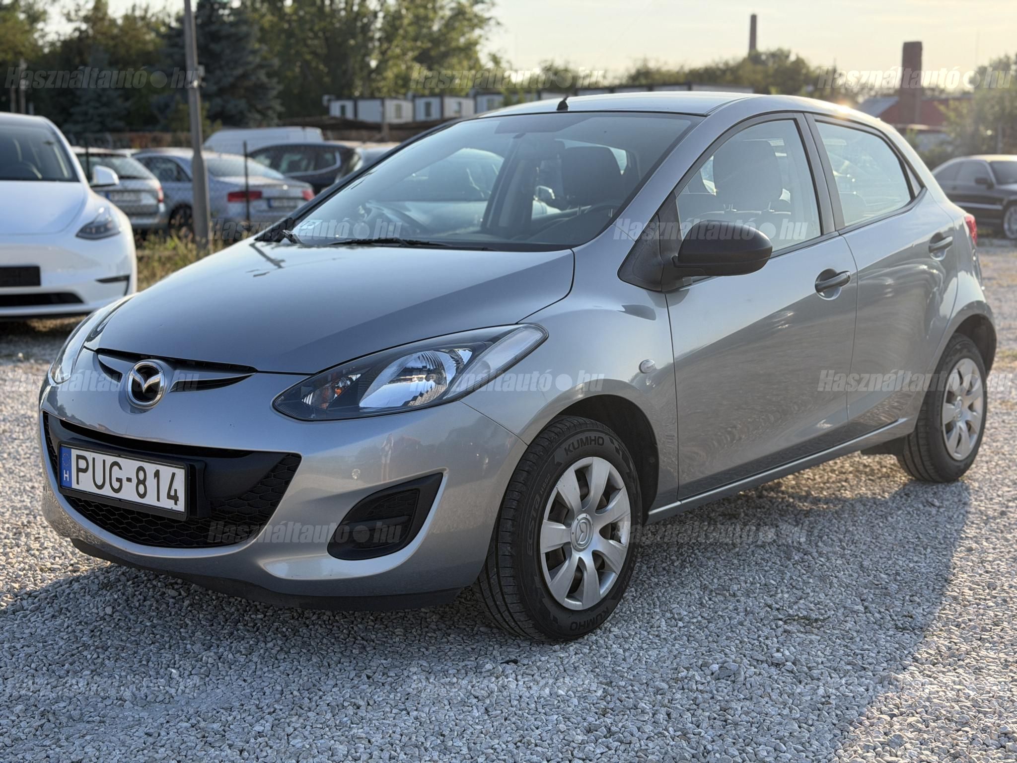 MAZDA 2 2012 - 1