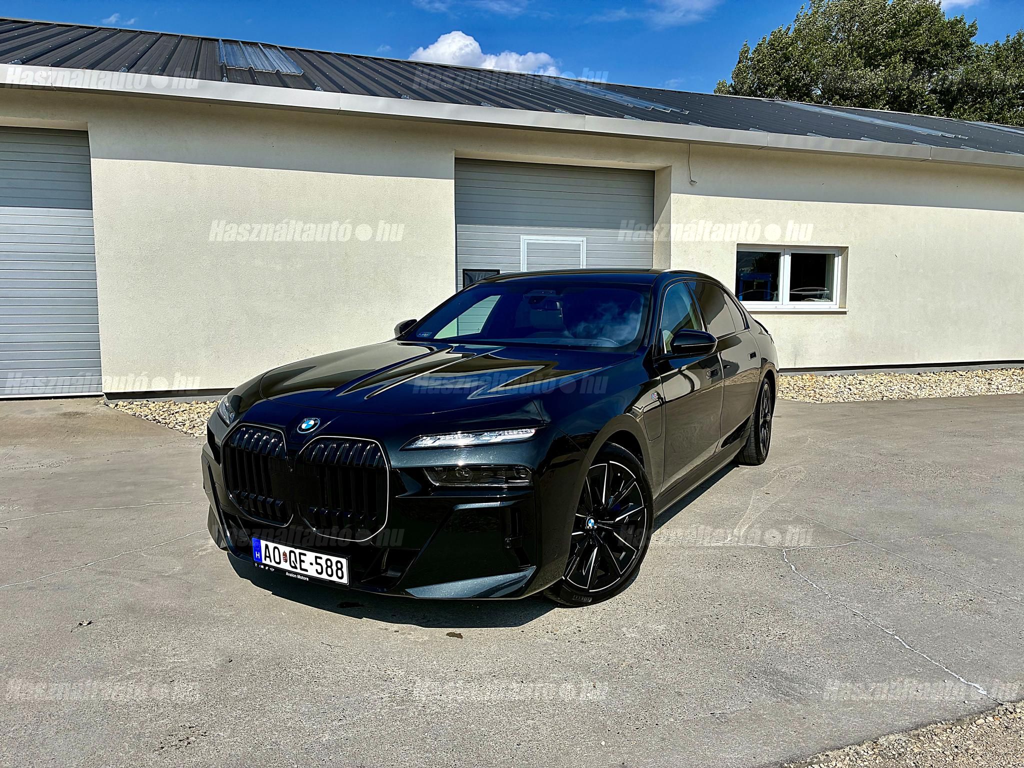 BMW 750 2024/8 - 1