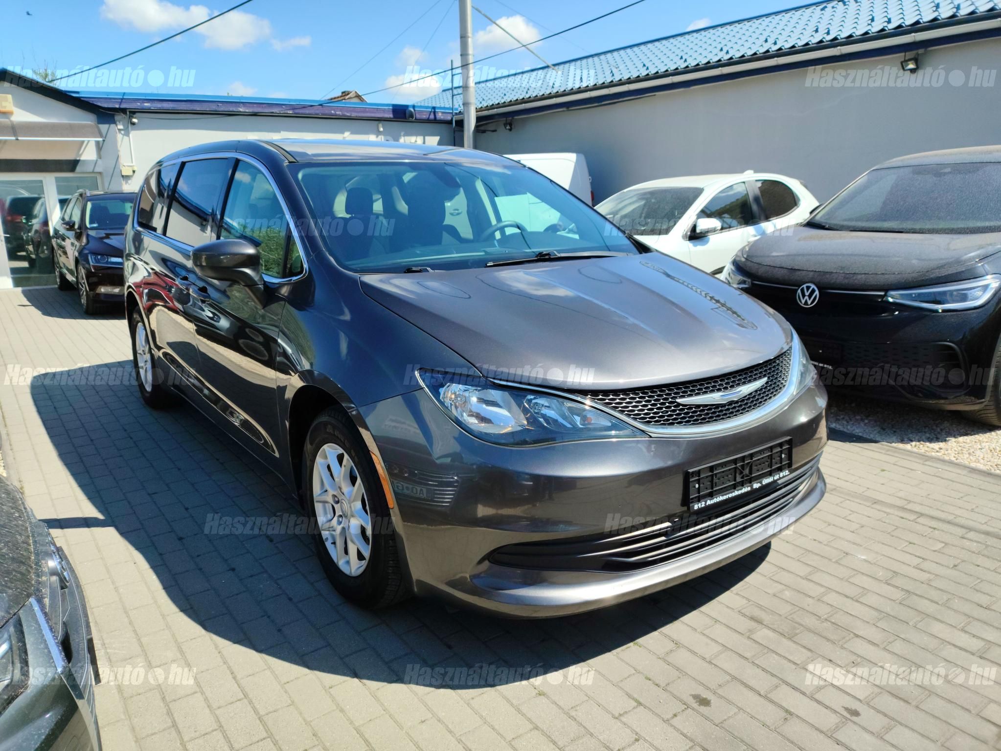 CHRYSLER PACIFICA 2017 - 1