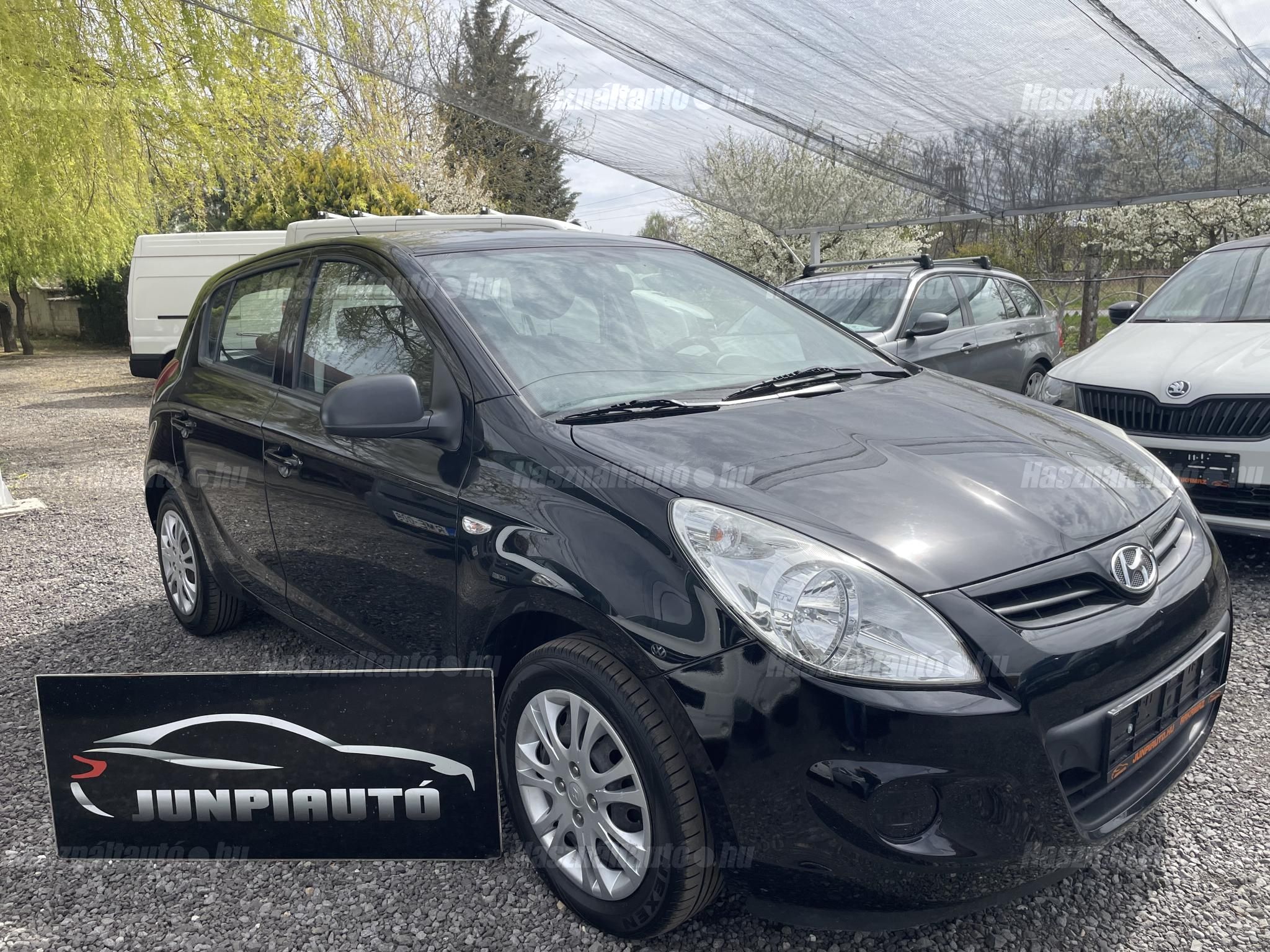HYUNDAI I20 2011/11 - 1