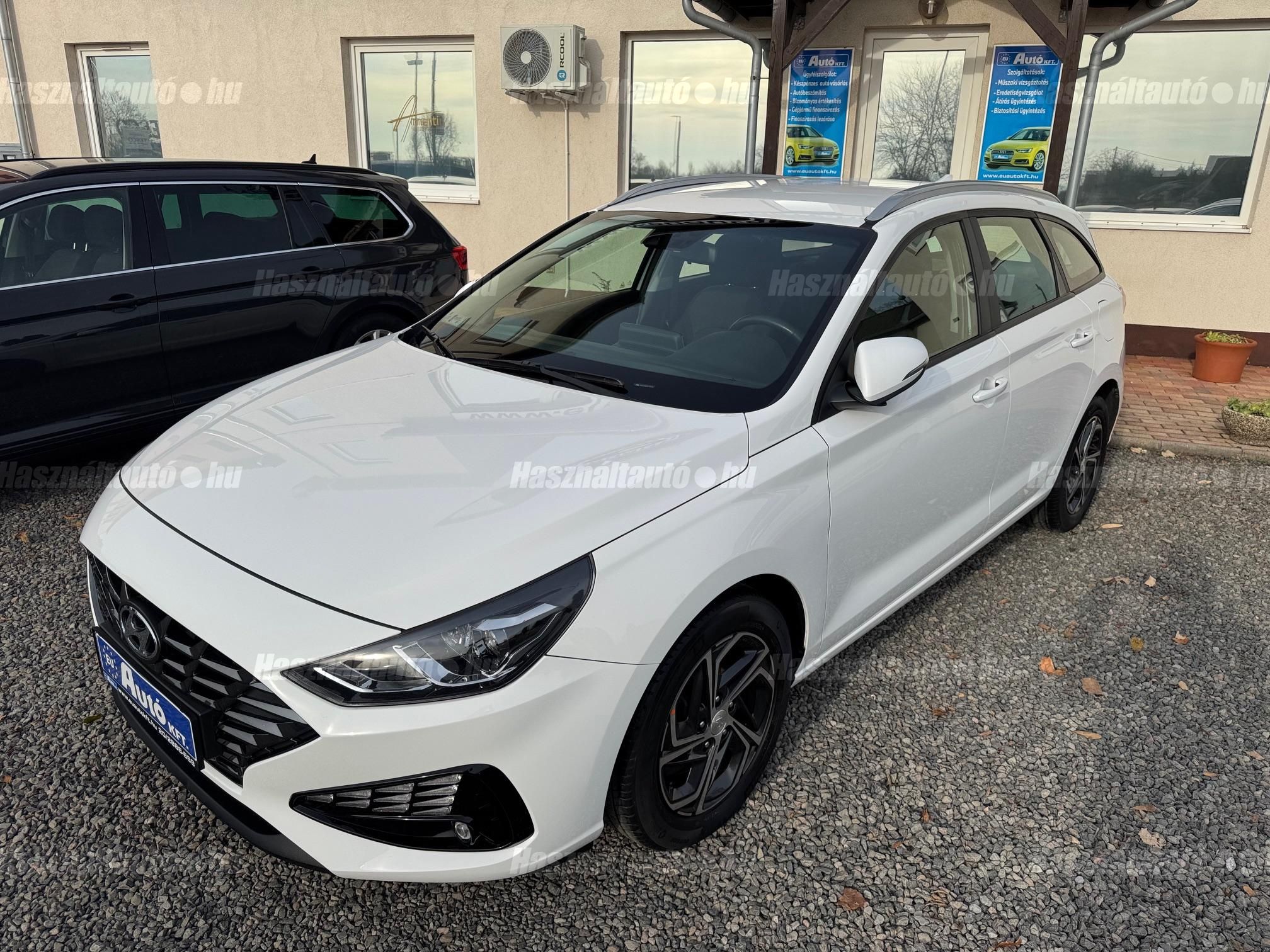 HYUNDAI I30 2023/1 - 1