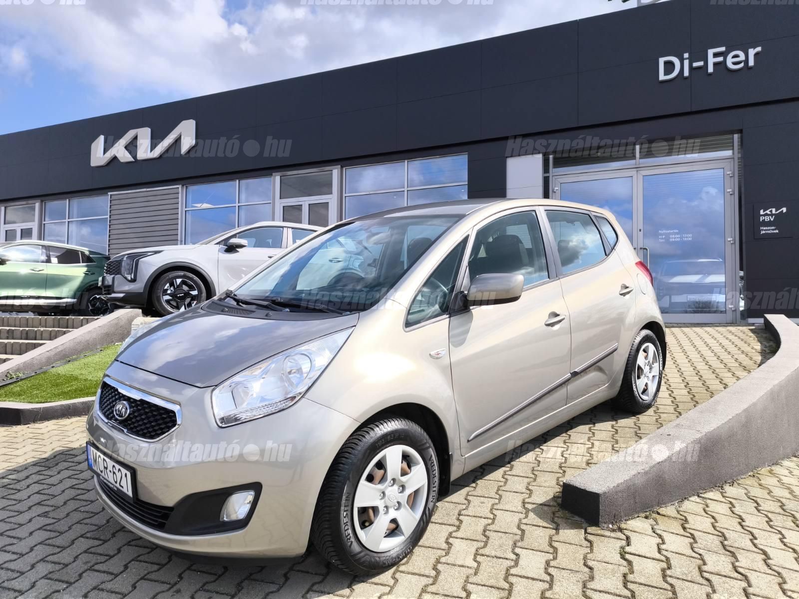 KIA VENGA 2012/8 - 1