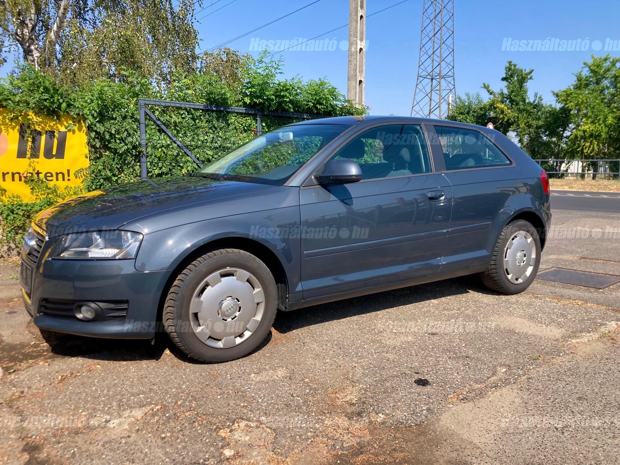 AUDI A3 2009/10 - 1