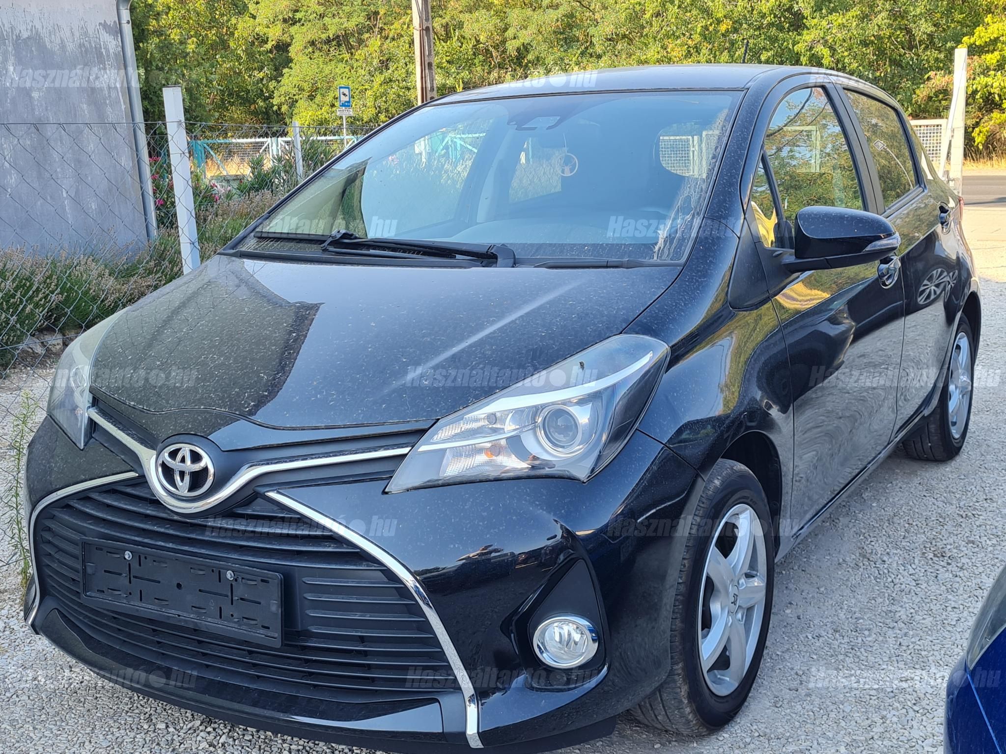 TOYOTA YARIS 2016/4 - 1