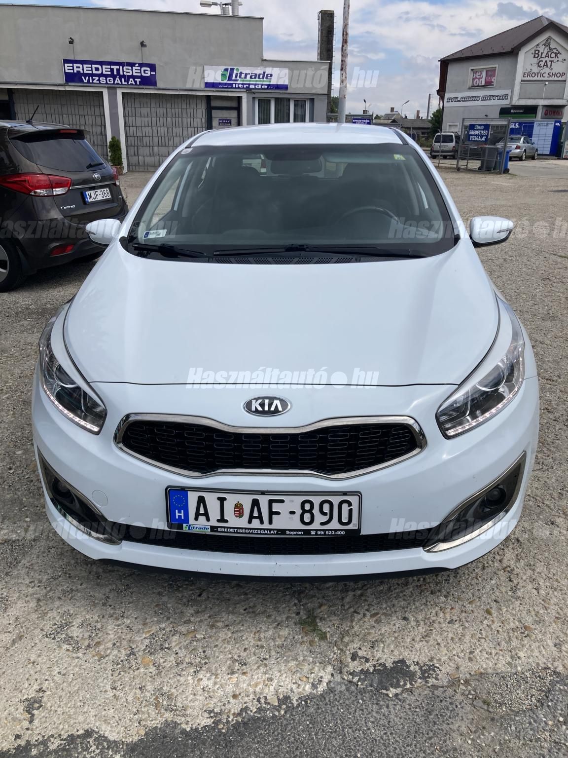 KIA CEE'D 2016/12 - 1