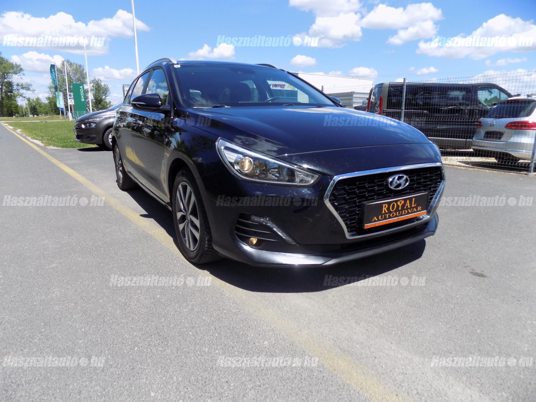 HYUNDAI I30 2019/11 - 1