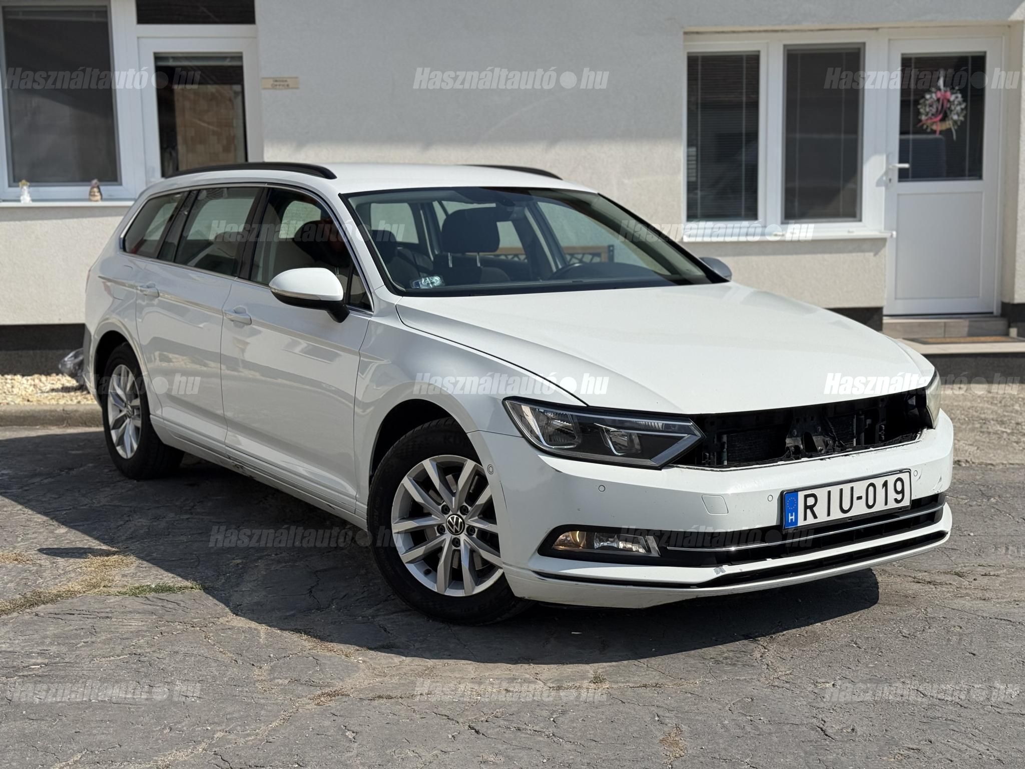 VOLKSWAGEN PASSAT 2016/6 - 1