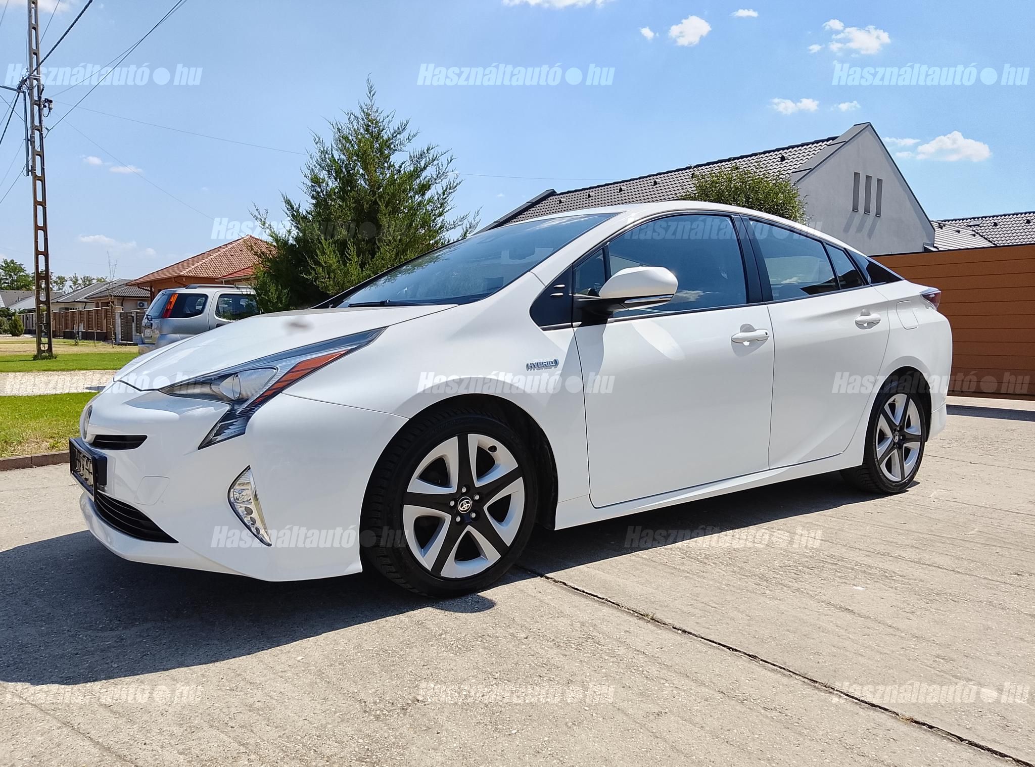 TOYOTA PRIUS 2017/12 - 1