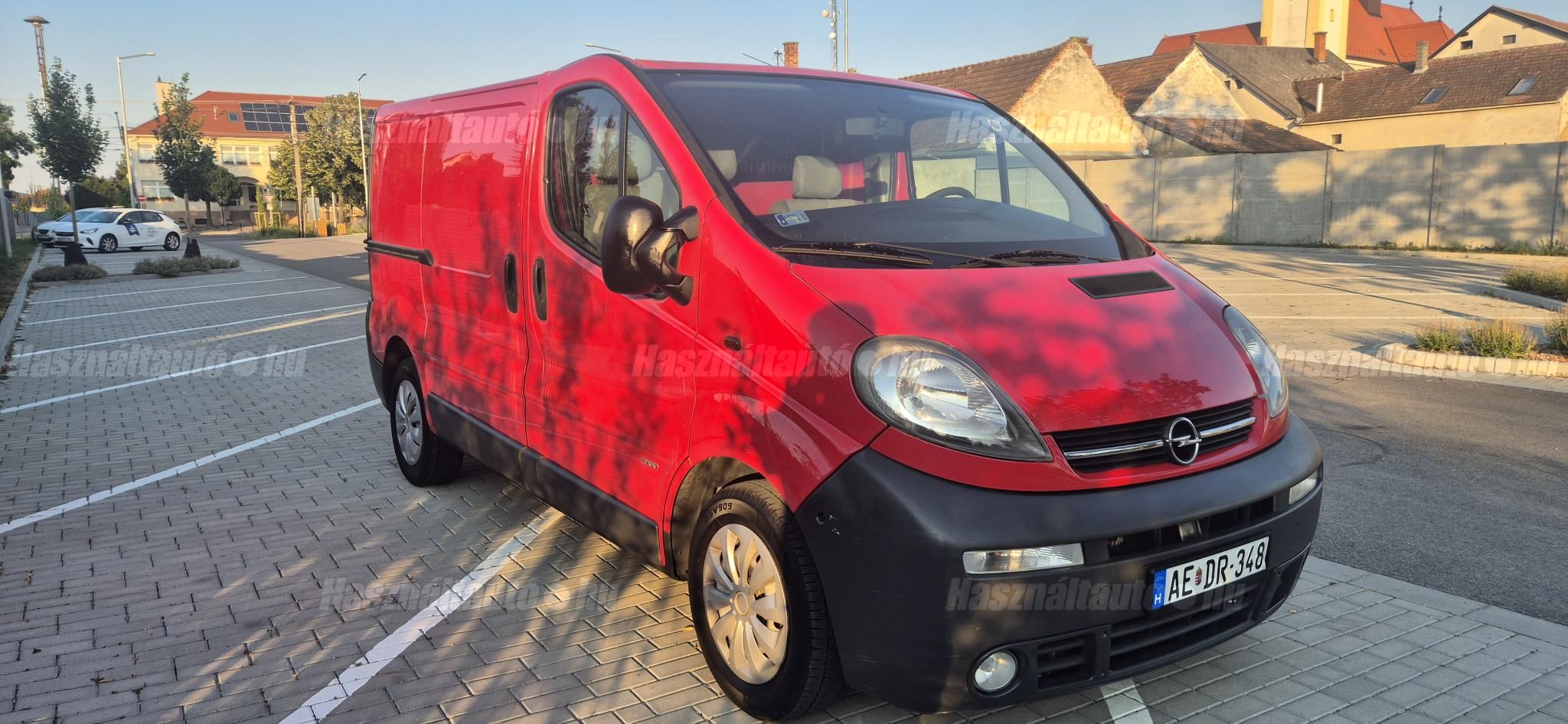 OPEL VIVARO 2004/7 - 1
