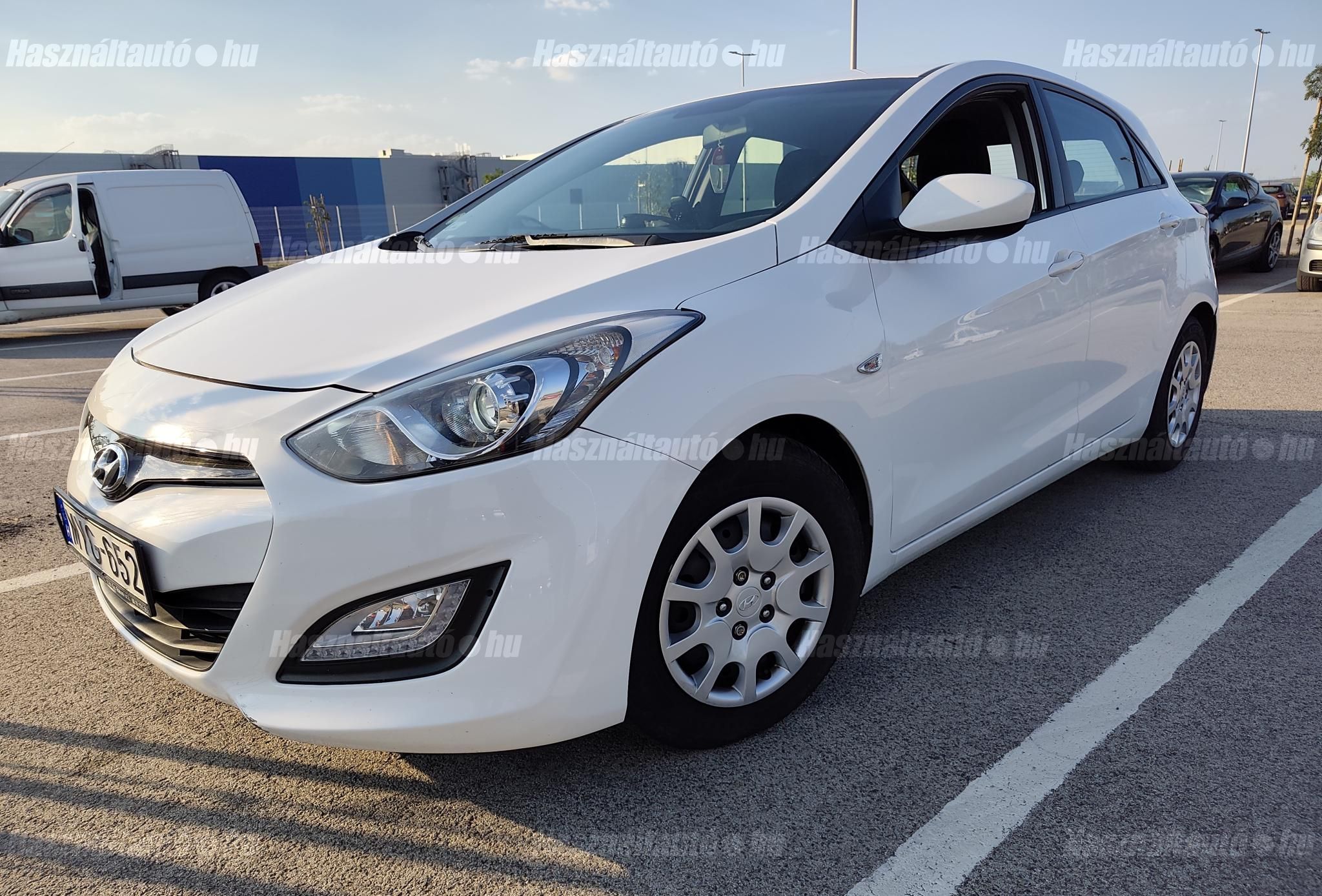 HYUNDAI I30 2014/11 - 1