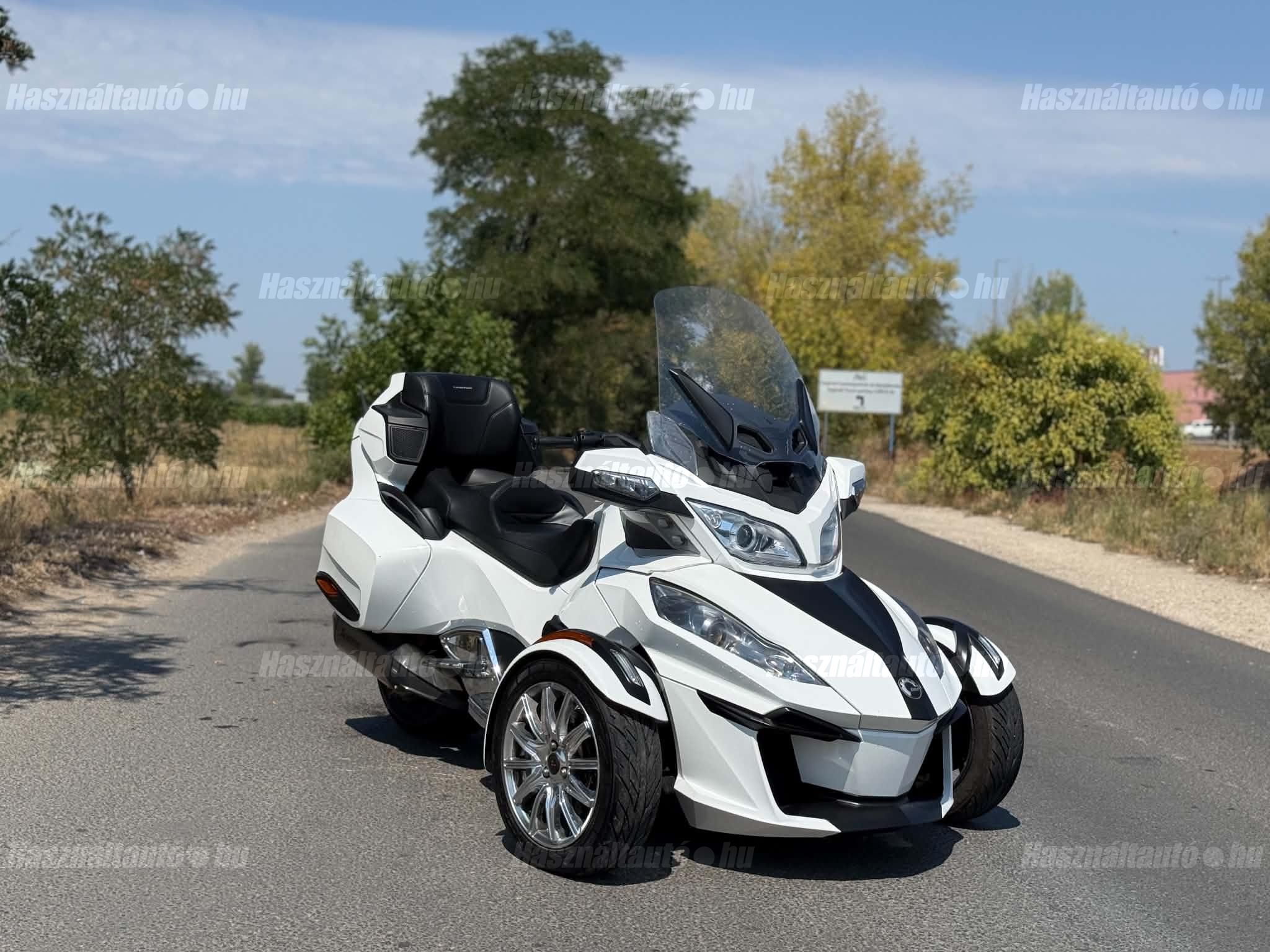 CAN-AM SPYDER 2019/6 - 1