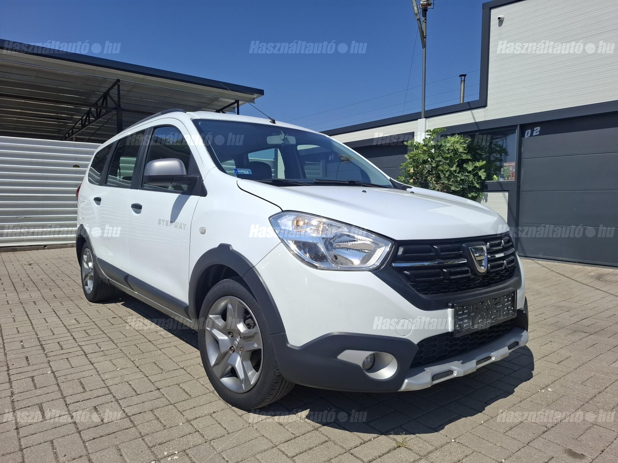 DACIA LODGY 2019/8 - 1