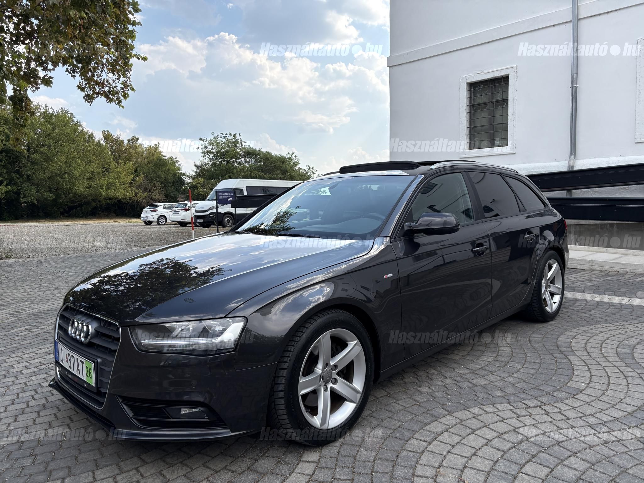 AUDI A4 2013/10 - 1