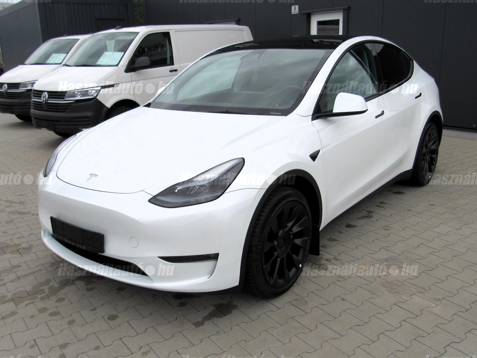 TESLA MODEL Y 2023/3 - 1