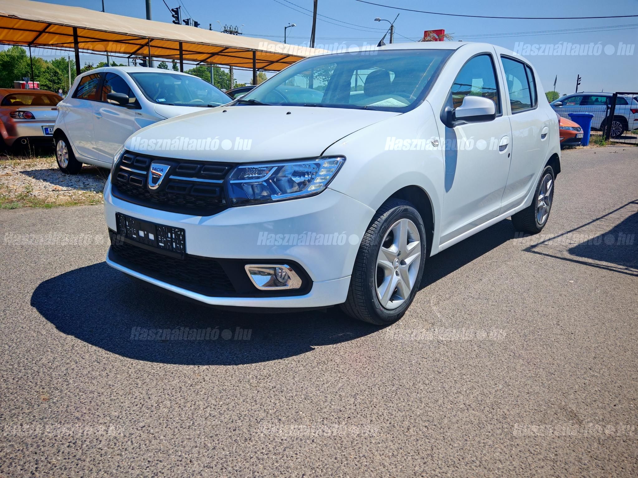 DACIA SANDERO 2020/4 - 1